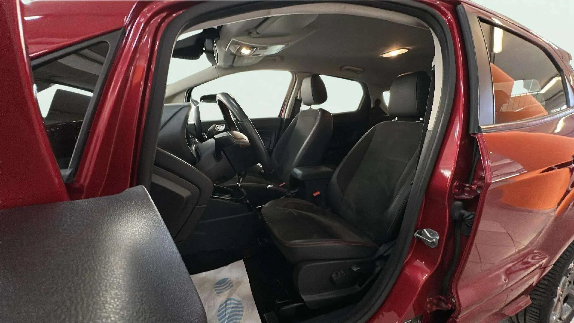 Ford EcoSport 1.0T EcoBoost ST Line - foto 7