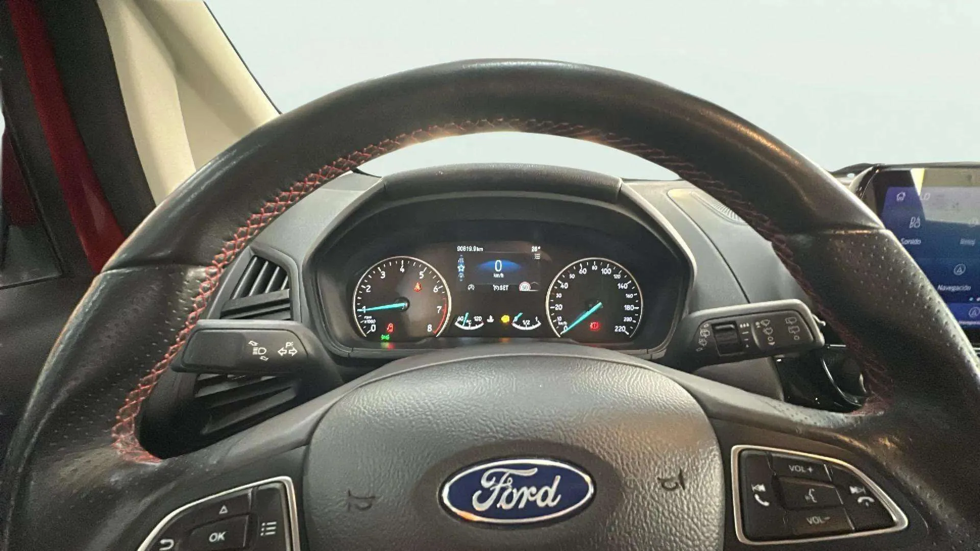 Ford EcoSport 1.0T EcoBoost ST Line - foto 12