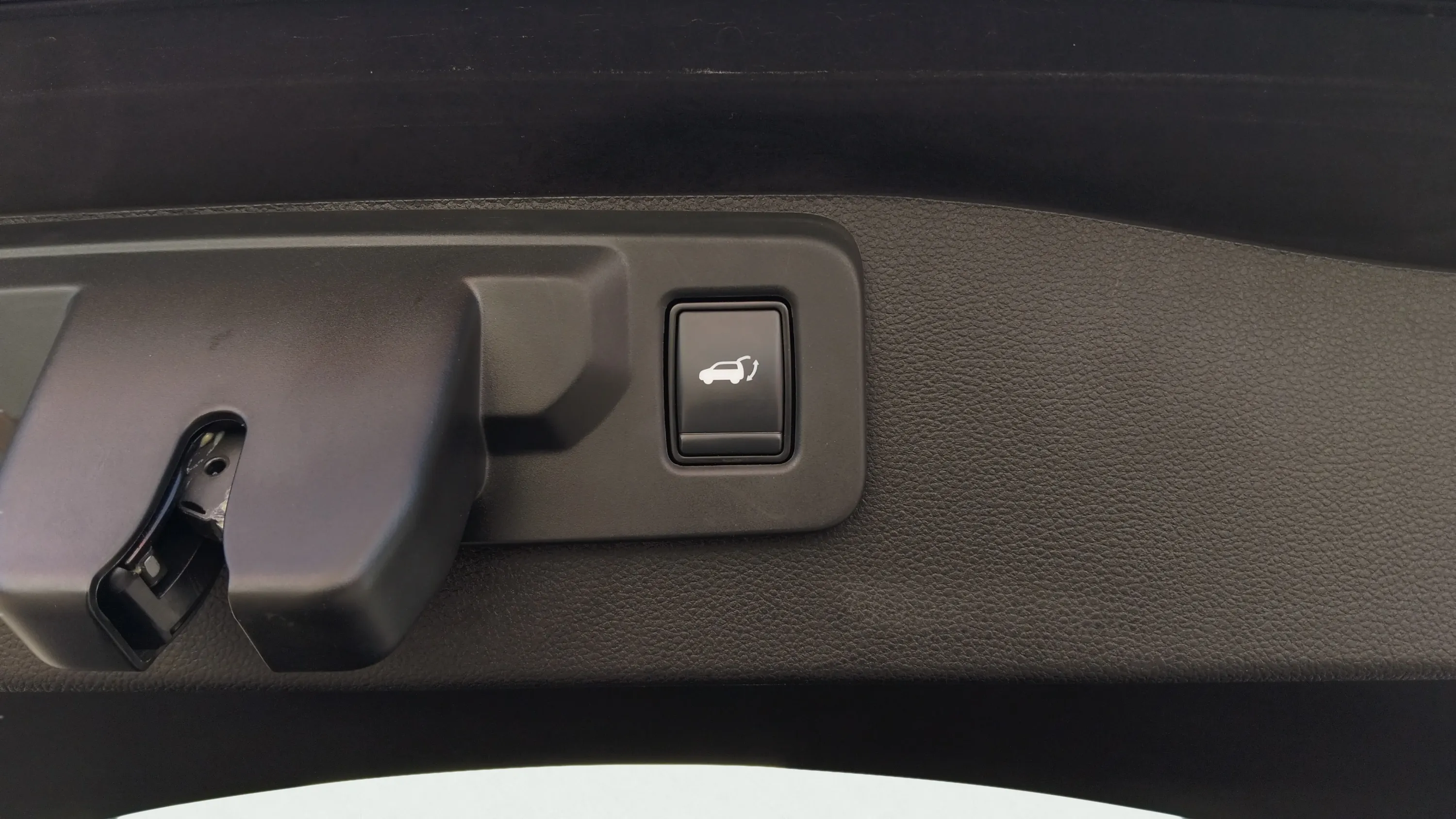 Renault Austral Techno Mild Hybrid - foto 28