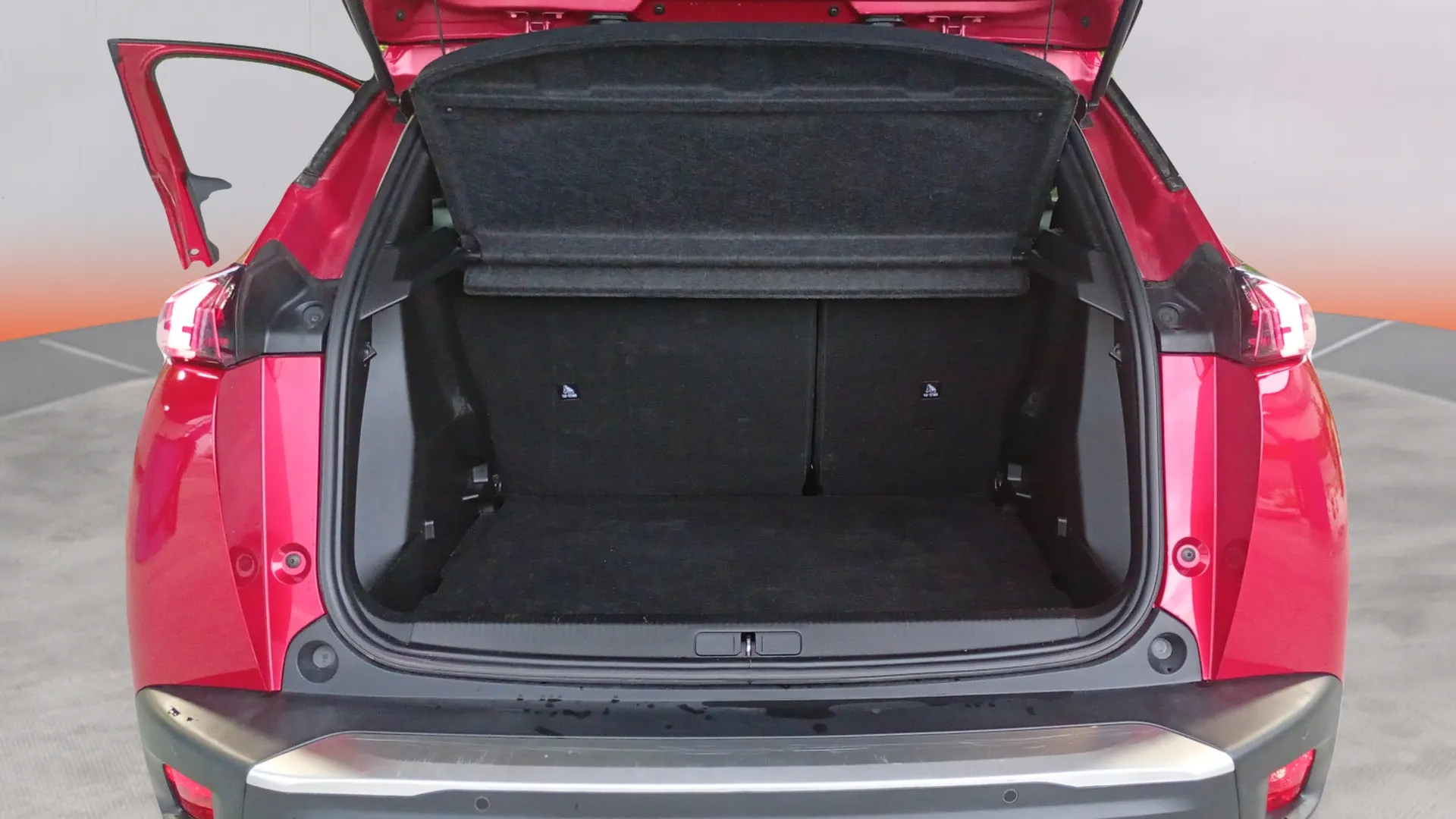 Peugeot 2008 Allure Pack PureTech 100 - foto 9