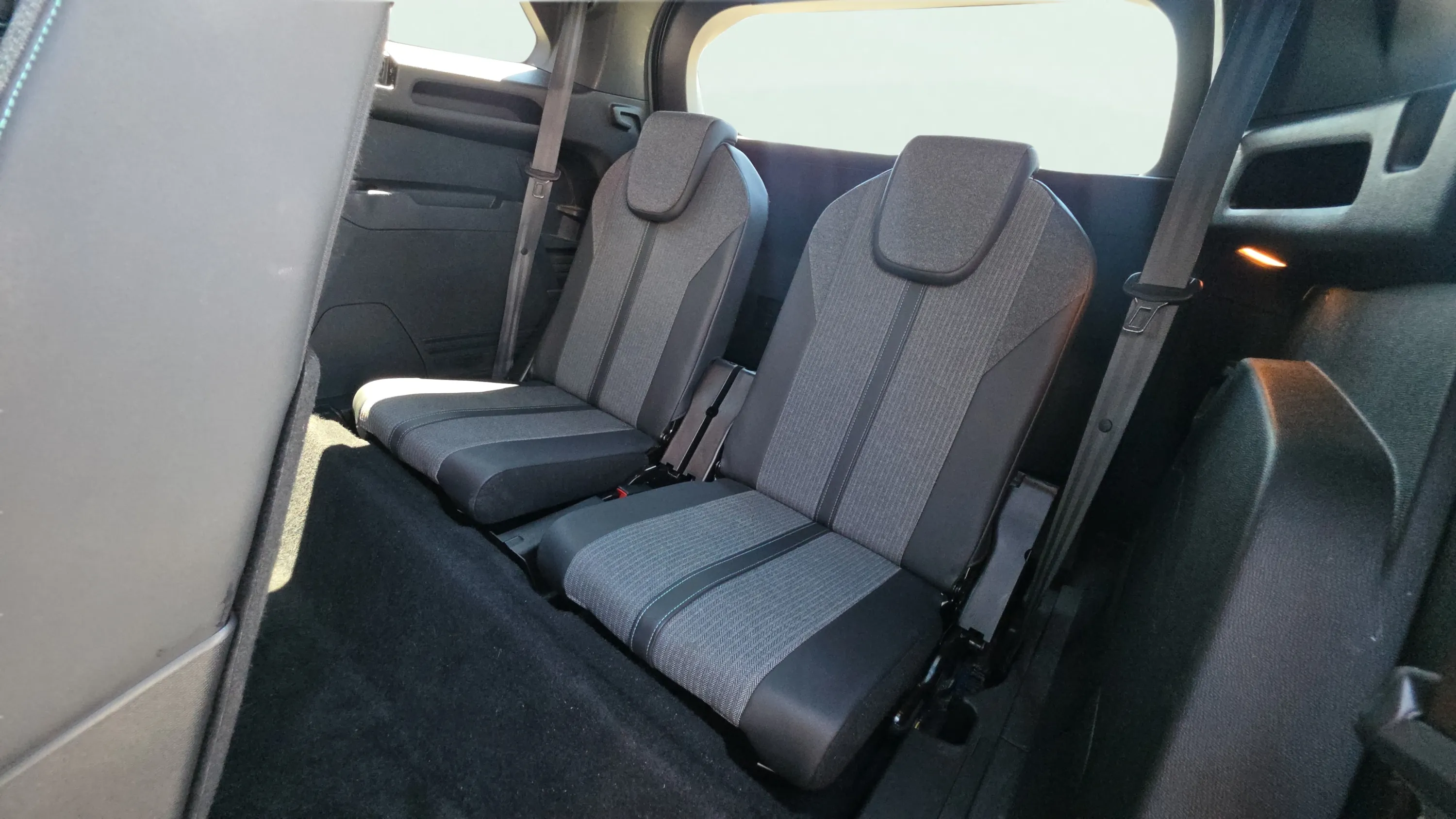Peugeot 5008 1.2 PureTech Allure Pack - foto 17
