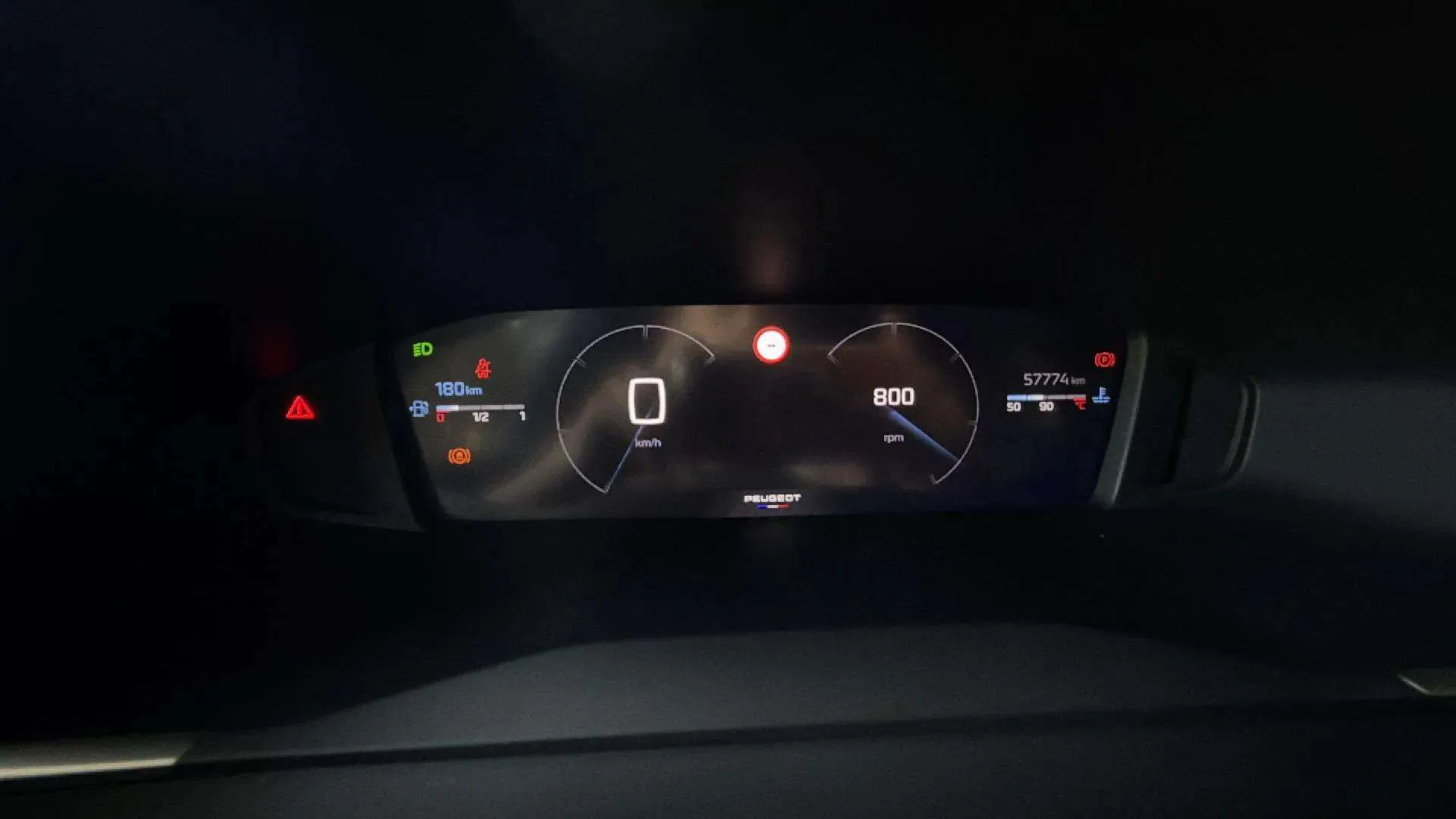Peugeot 2008 Allure PureTech 100 - foto 18