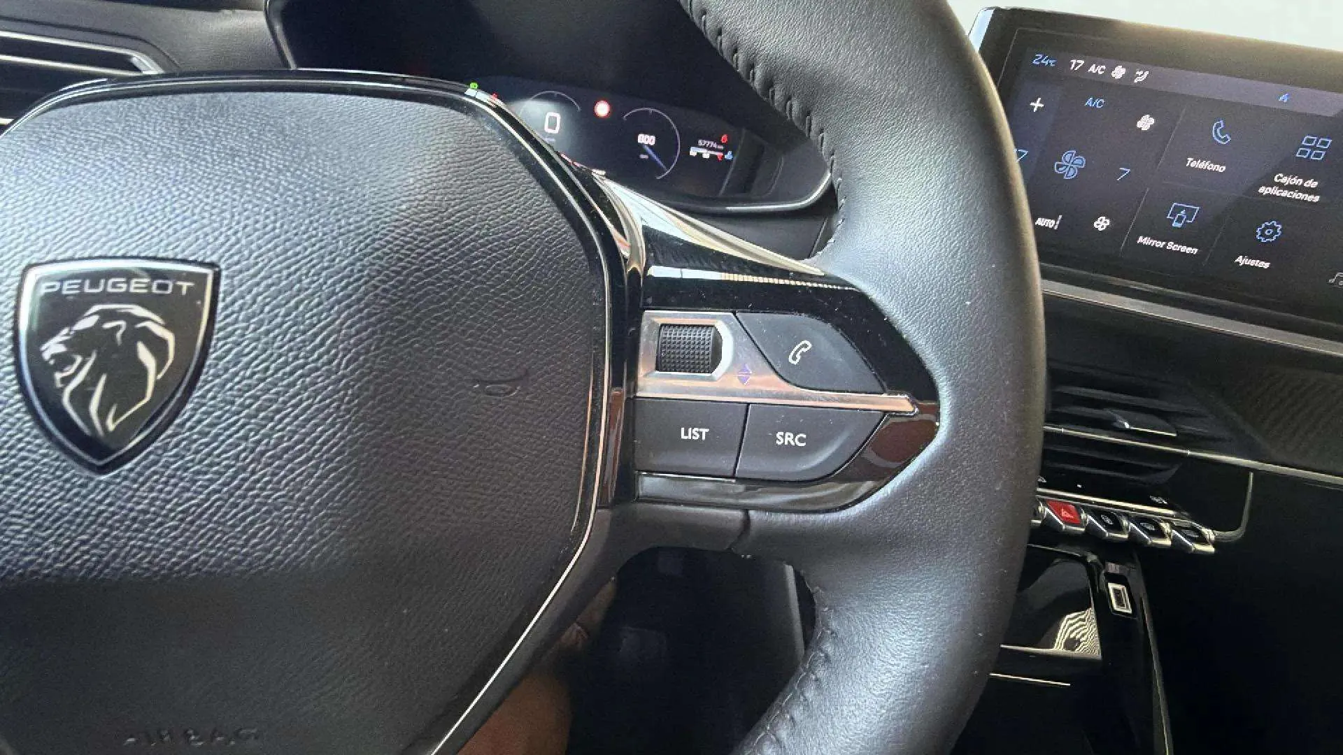 Peugeot 2008 Allure PureTech 100 - foto 24