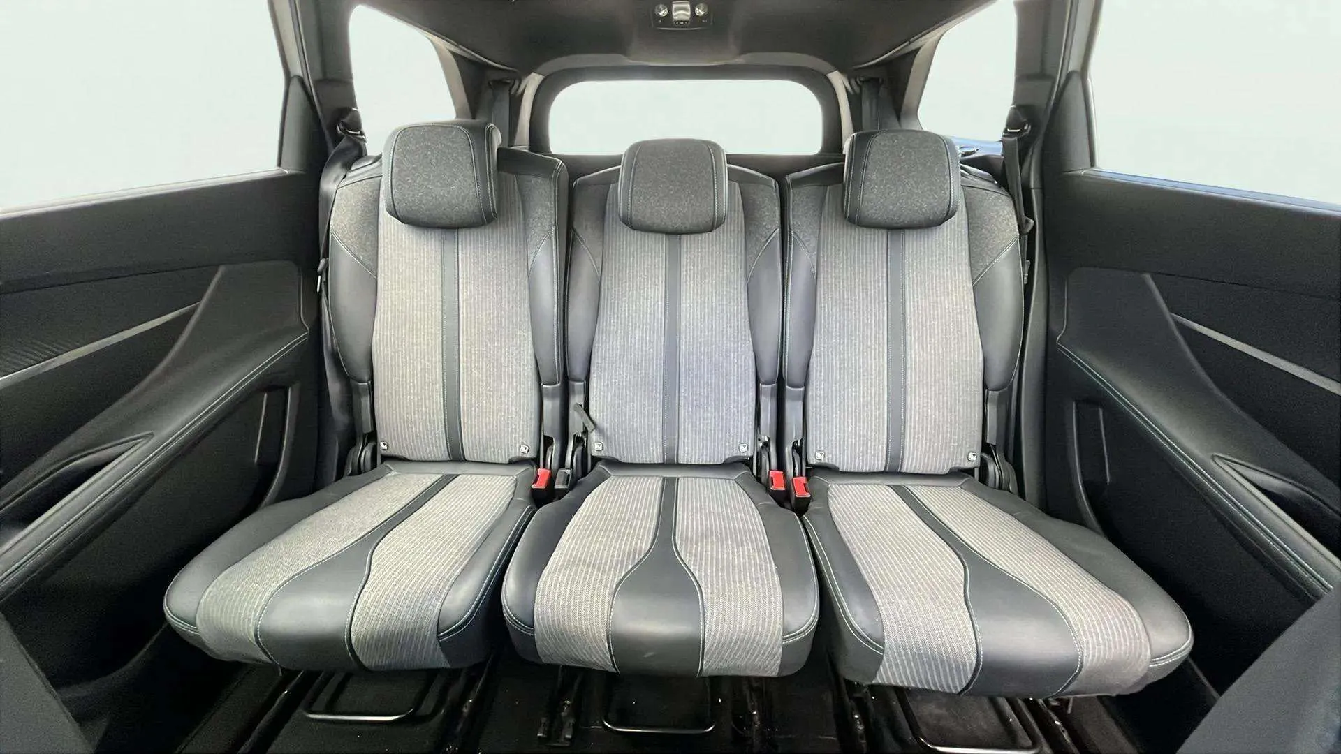 Peugeot 5008 1.2 PureTech Allure Pack - foto 13