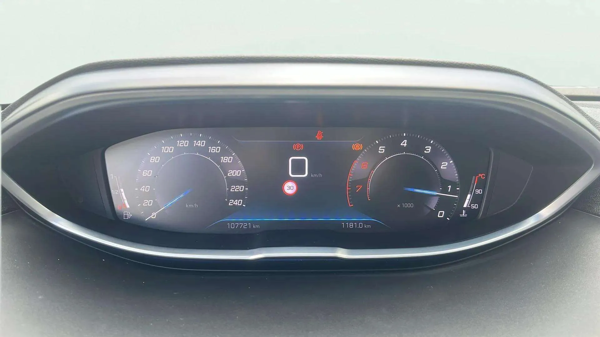 Peugeot 5008 1.2 PureTech Allure Pack - foto 10