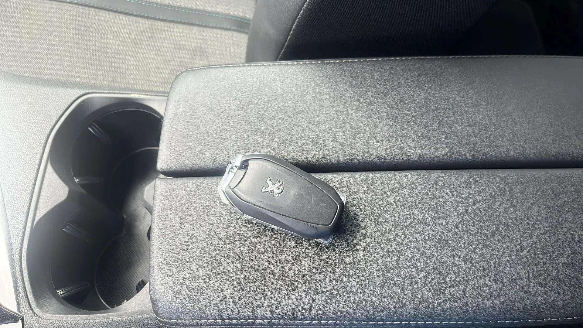 Peugeot 5008 1.2 PureTech Allure Pack - foto 16