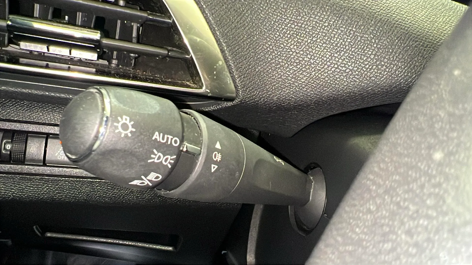 Peugeot 5008 1.2 PureTech Allure Pack - foto 18