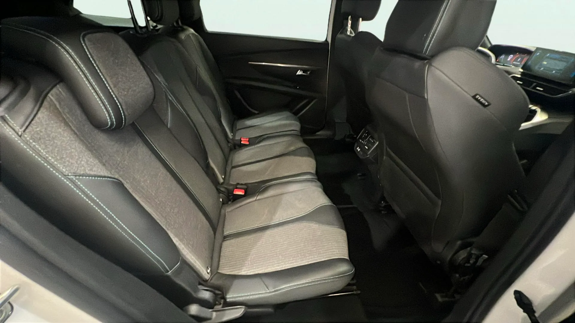 Peugeot 5008 1.2 PureTech Allure Pack - foto 14