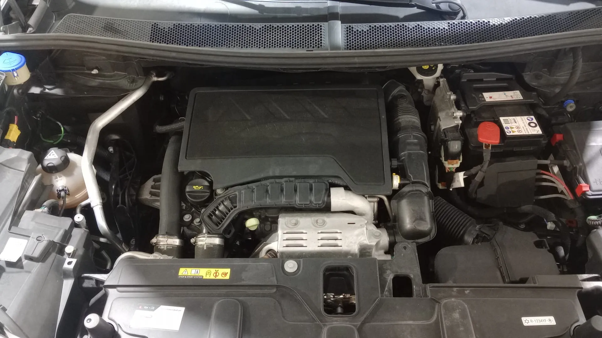 Peugeot 5008 1.2 PureTech Allure Pack - foto 13