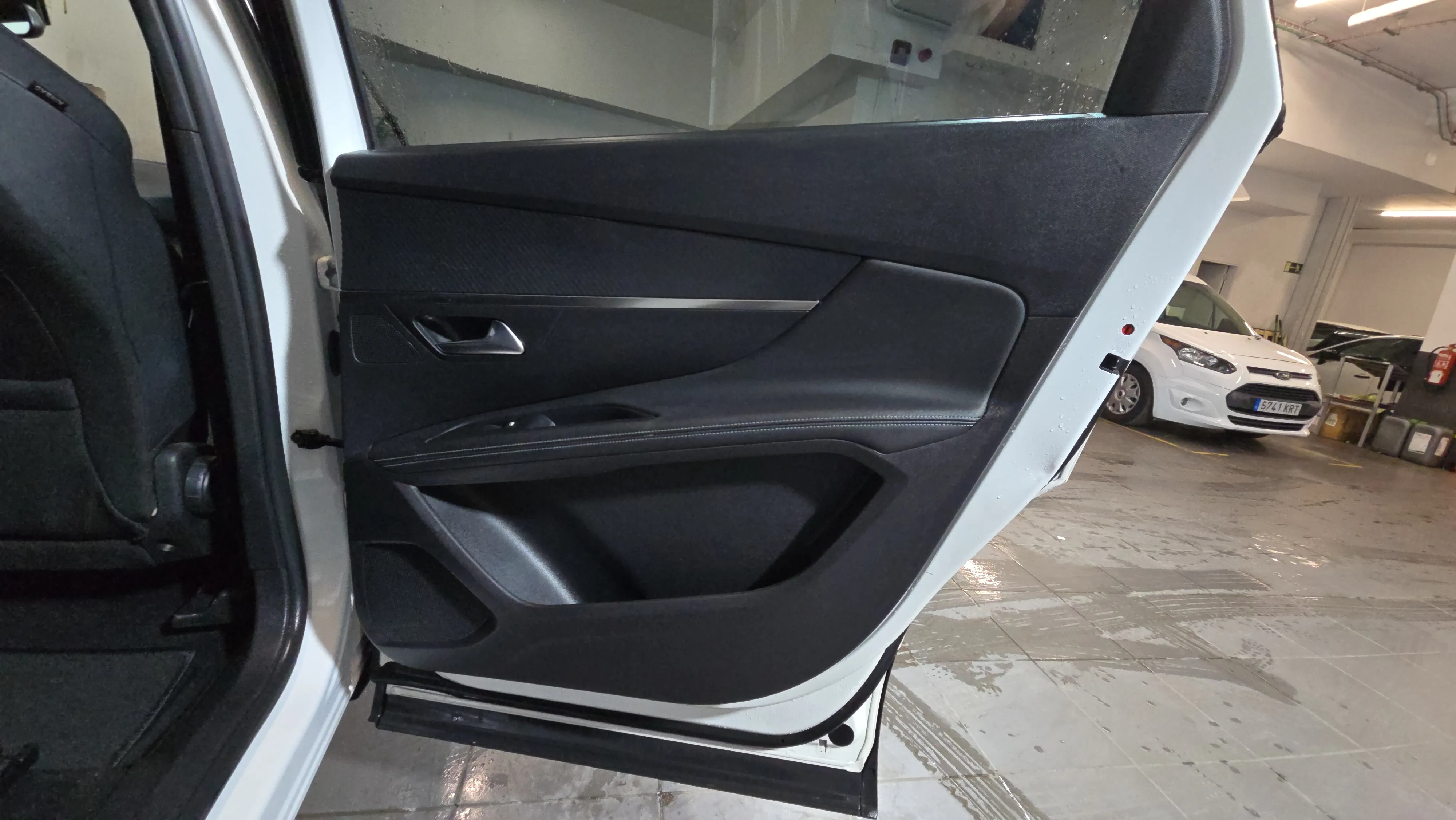 Peugeot 5008 1.2 PureTech Allure Pack - foto 16