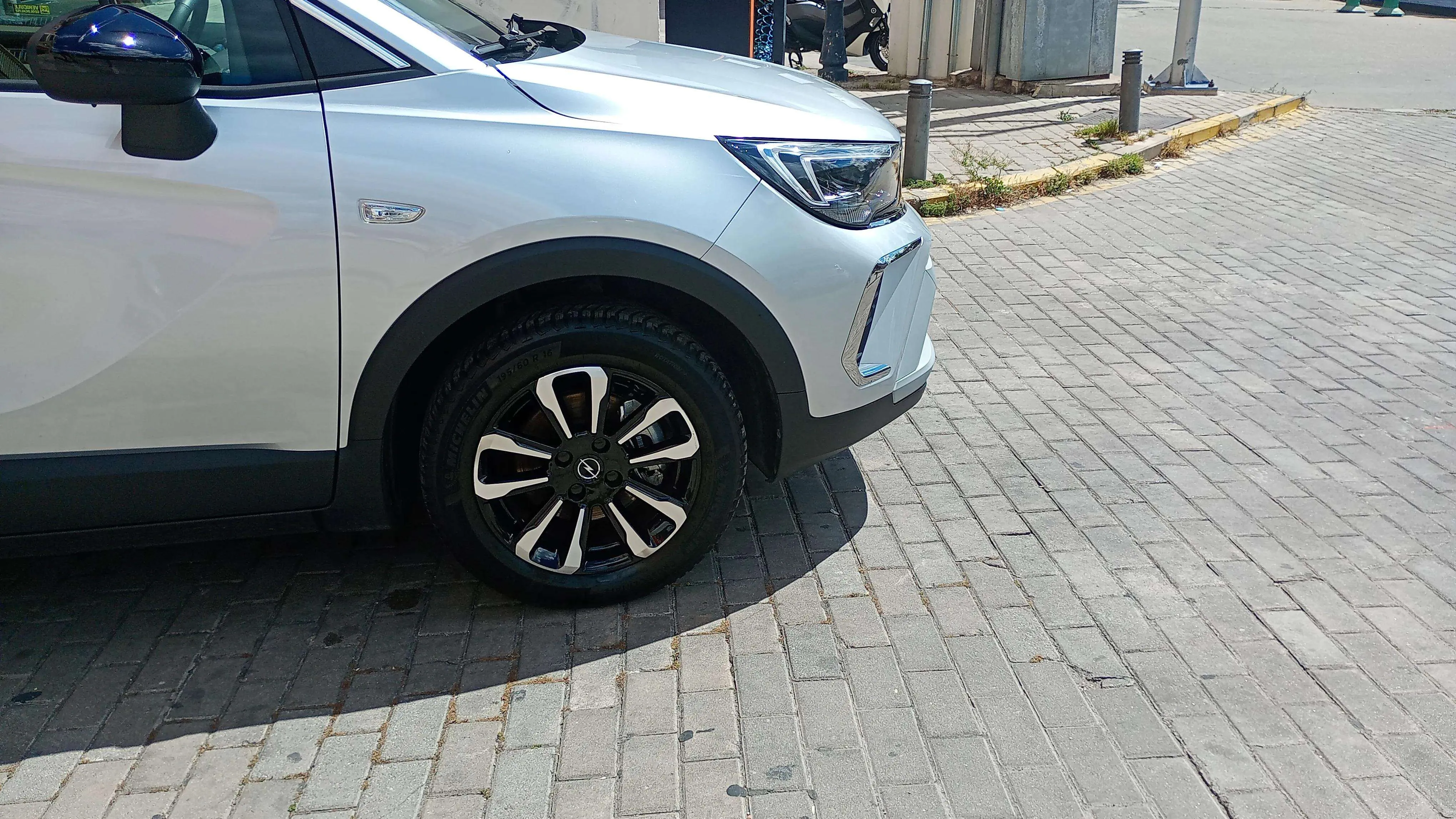 Opel Crossland 1.2 Elegance - foto 13
