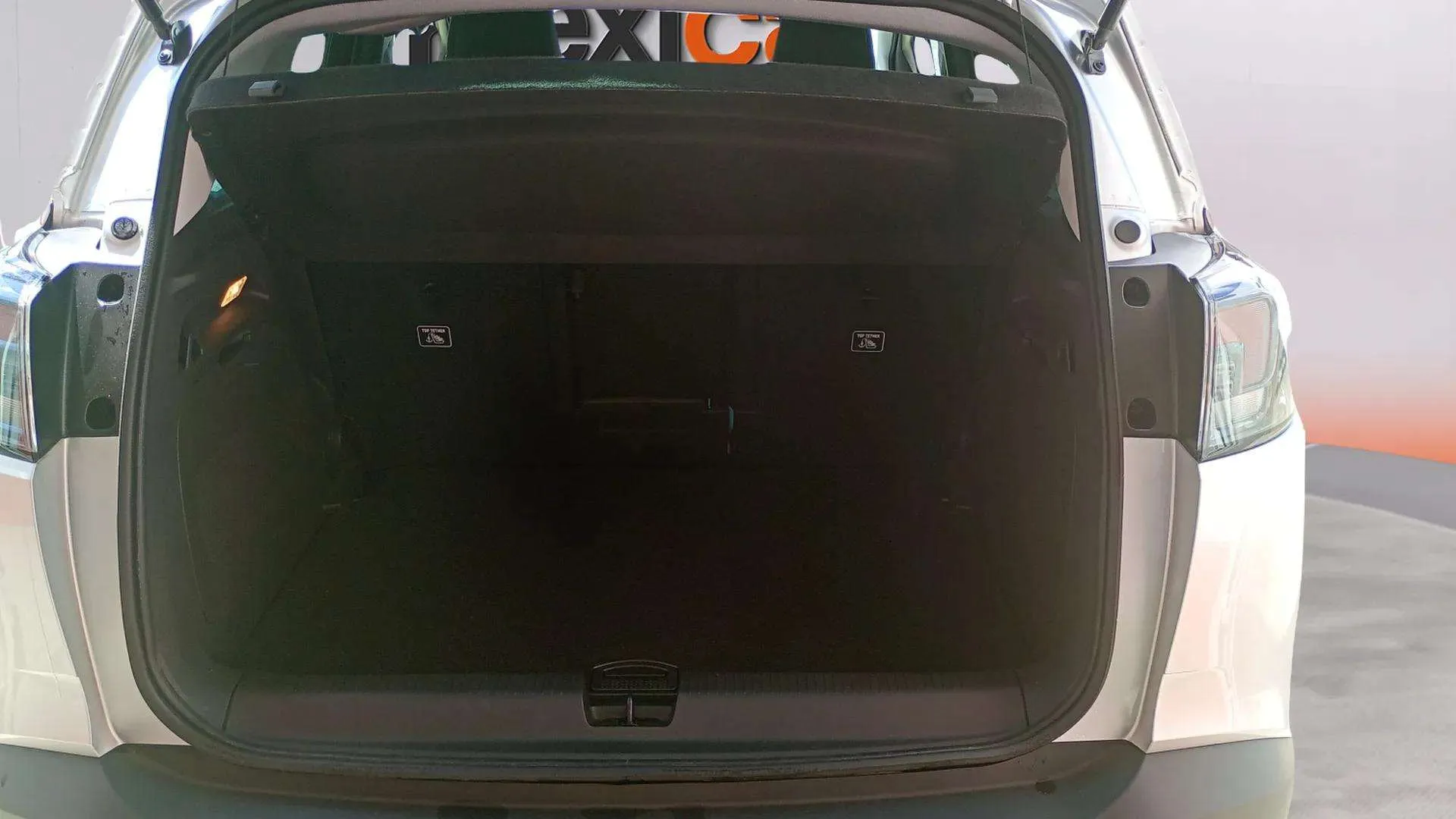 Opel Crossland 1.2 Elegance - foto 12