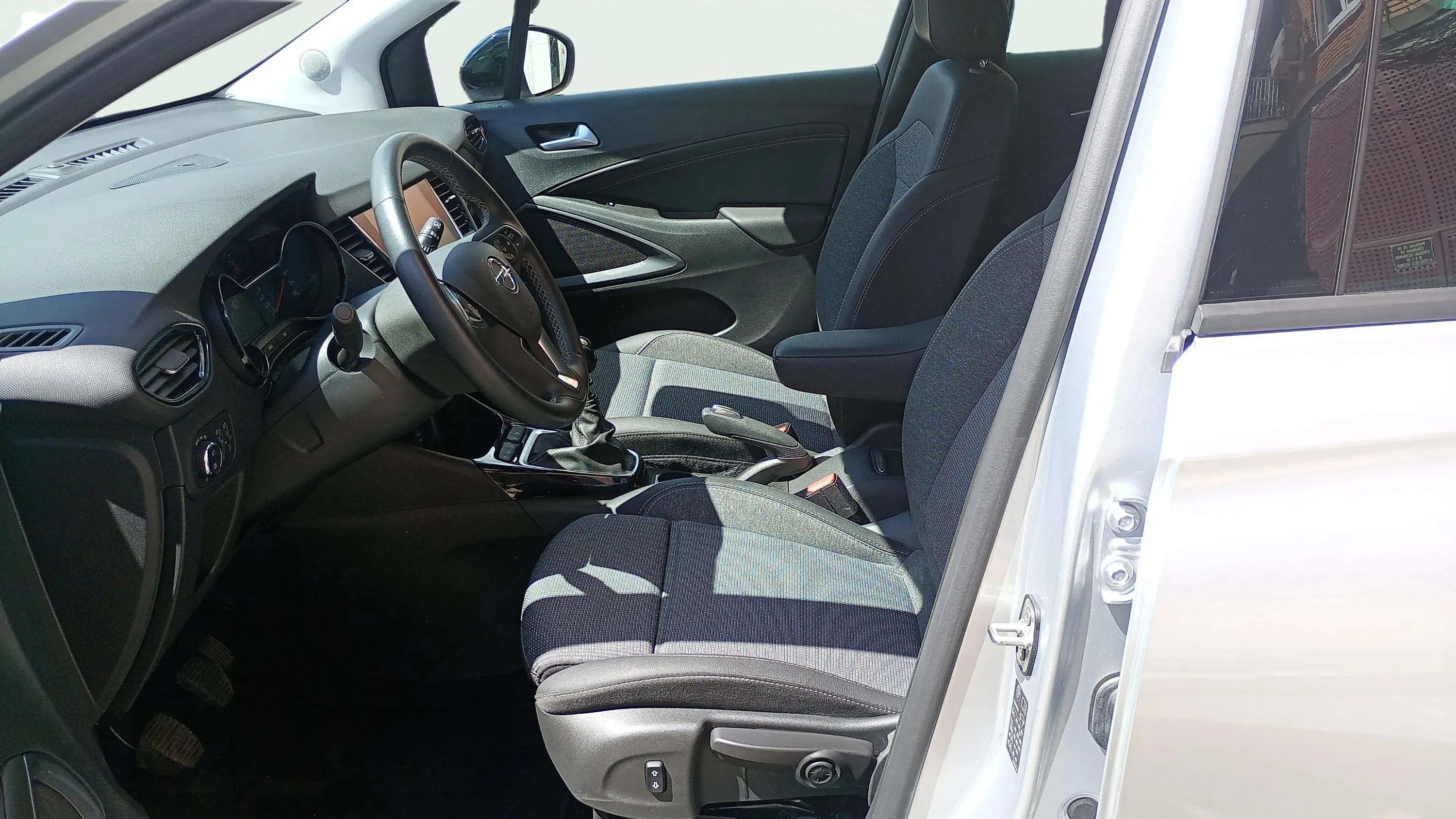 Opel Crossland 1.2 Elegance - foto 10