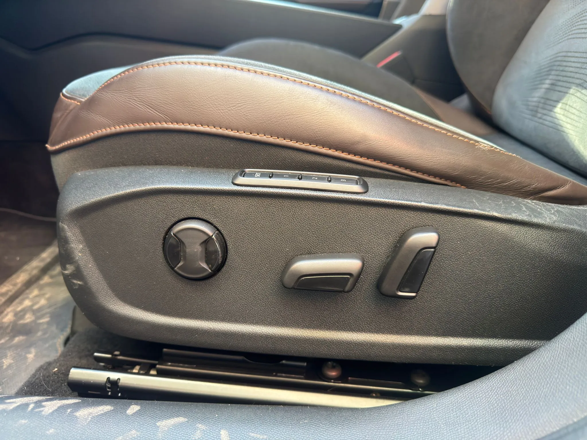 Cupra Formentor 2.5 TSI VZ5 TG 4Drive DSG - foto 22