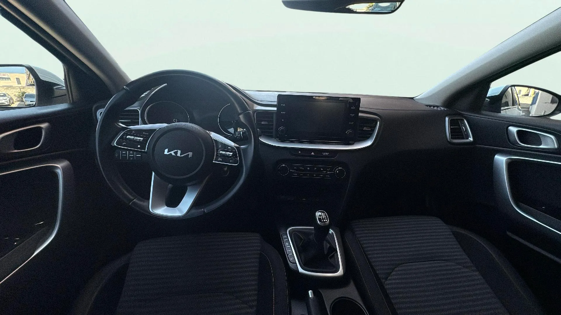 Kia Ceed 1.6 MHEV iMT Drive - foto 13