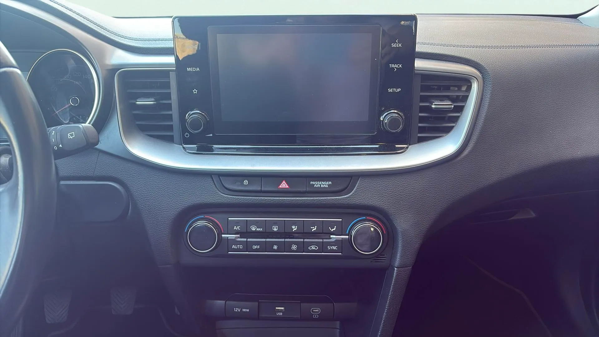 Kia Ceed 1.6 MHEV iMT Drive - foto 6