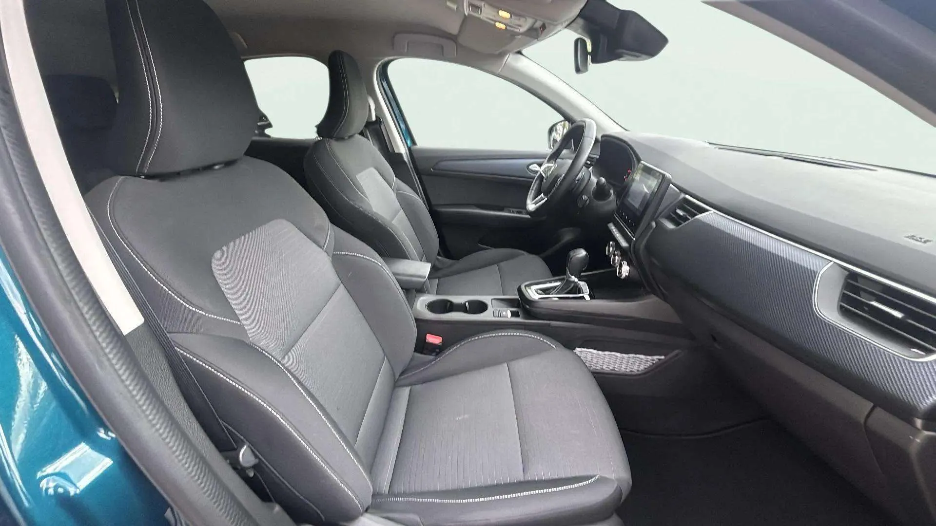 Renault Arkana Evolution TCe EDC mild hybr - foto 17