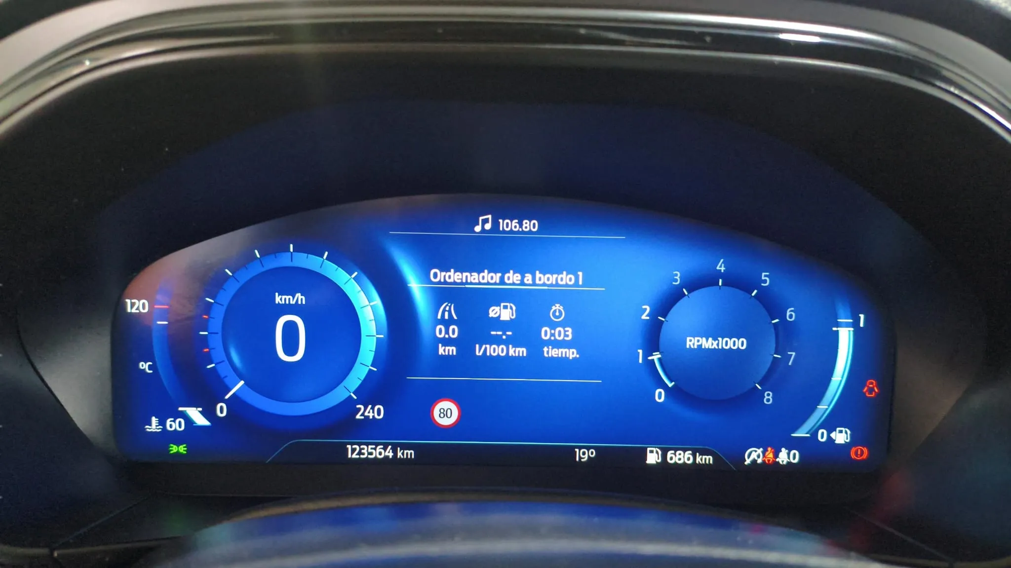 Ford Focus 1.0 EcoBoost MHEV Active Design SIP - foto 15