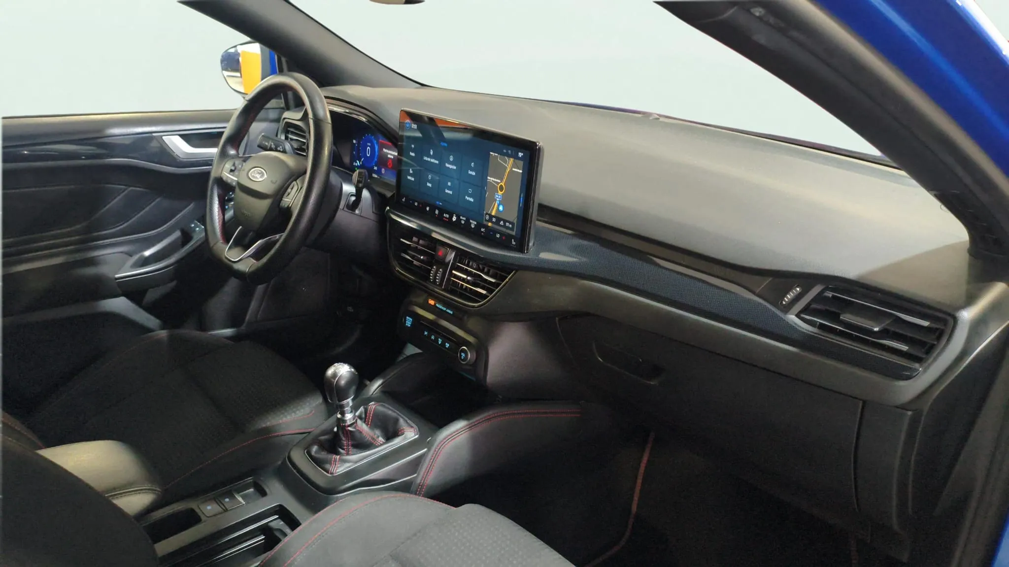 Ford Focus 1.0 EcoBoost MHEV Active Design SIP - foto 10