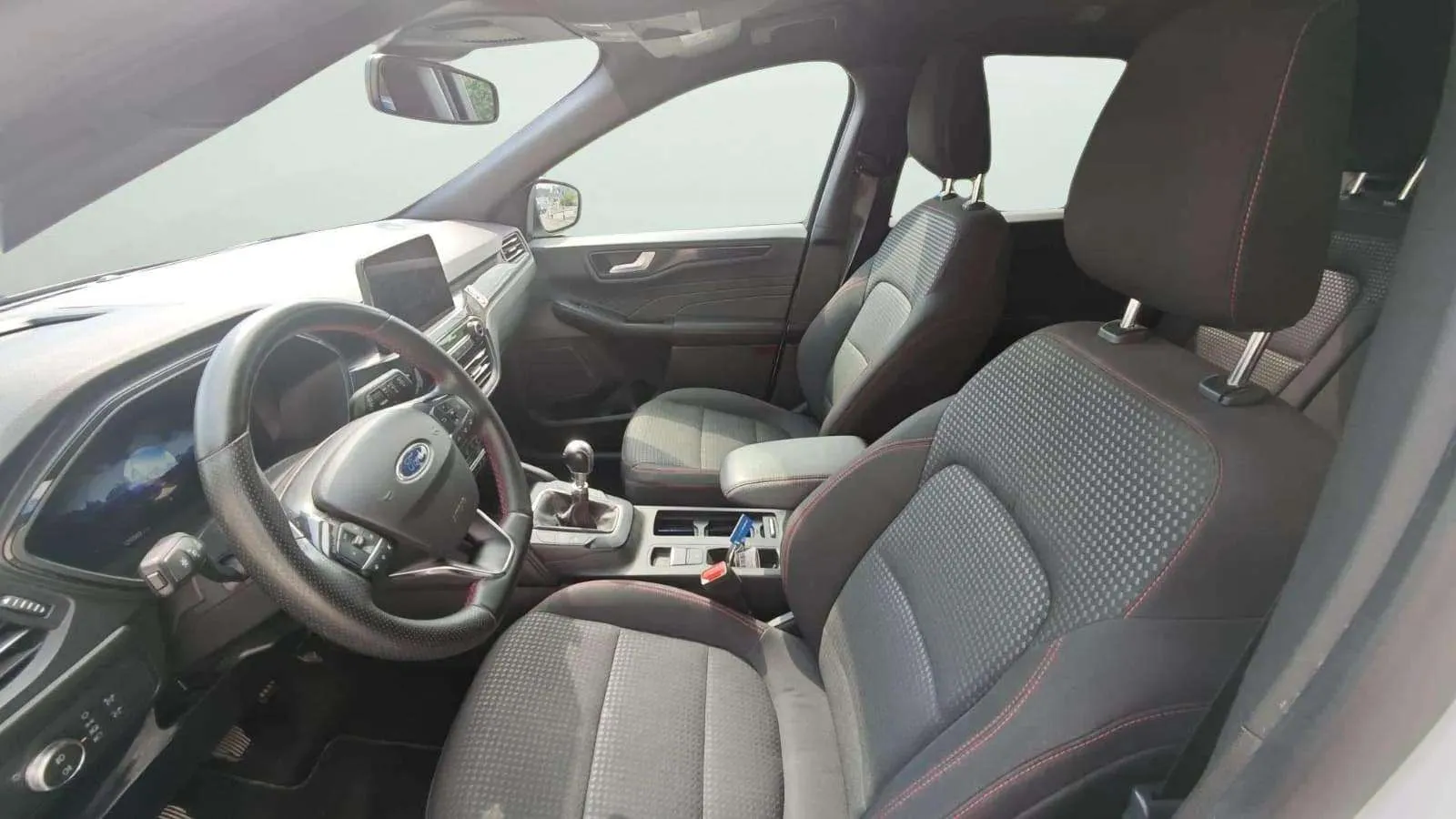 Ford Kuga ST-Line 1.5 EcoBlue - foto 34