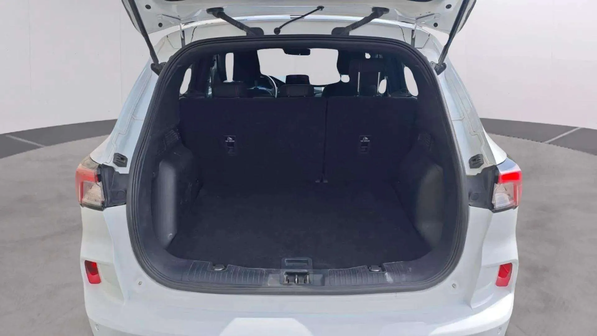 Ford Kuga ST-Line 1.5 EcoBlue - foto 36