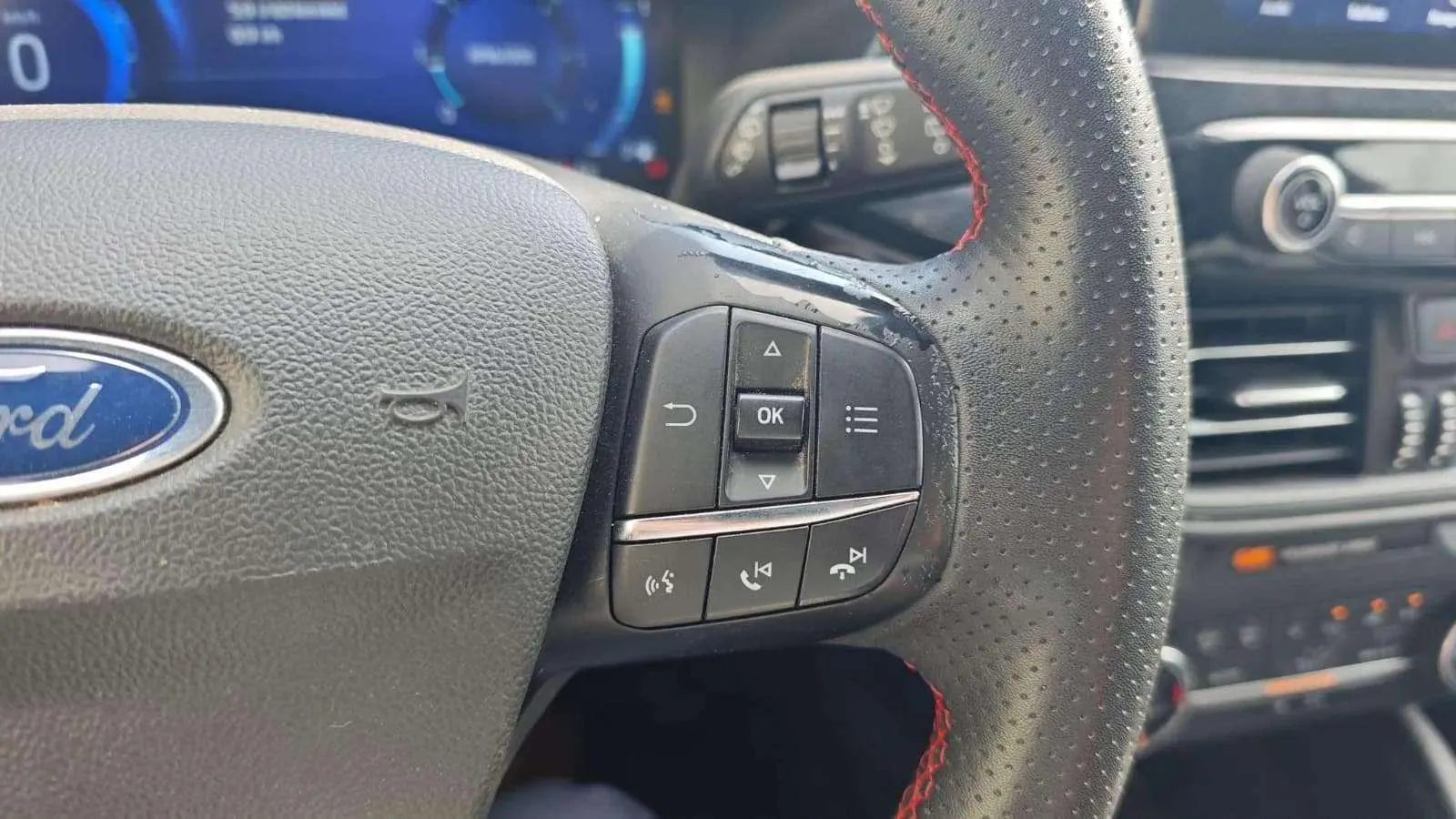 Ford Kuga ST-Line 1.5 EcoBlue - foto 16