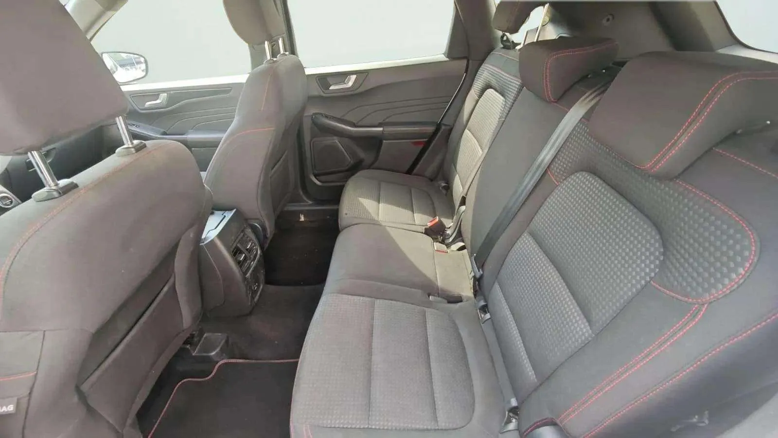 Ford Kuga ST-Line 1.5 EcoBlue - foto 35