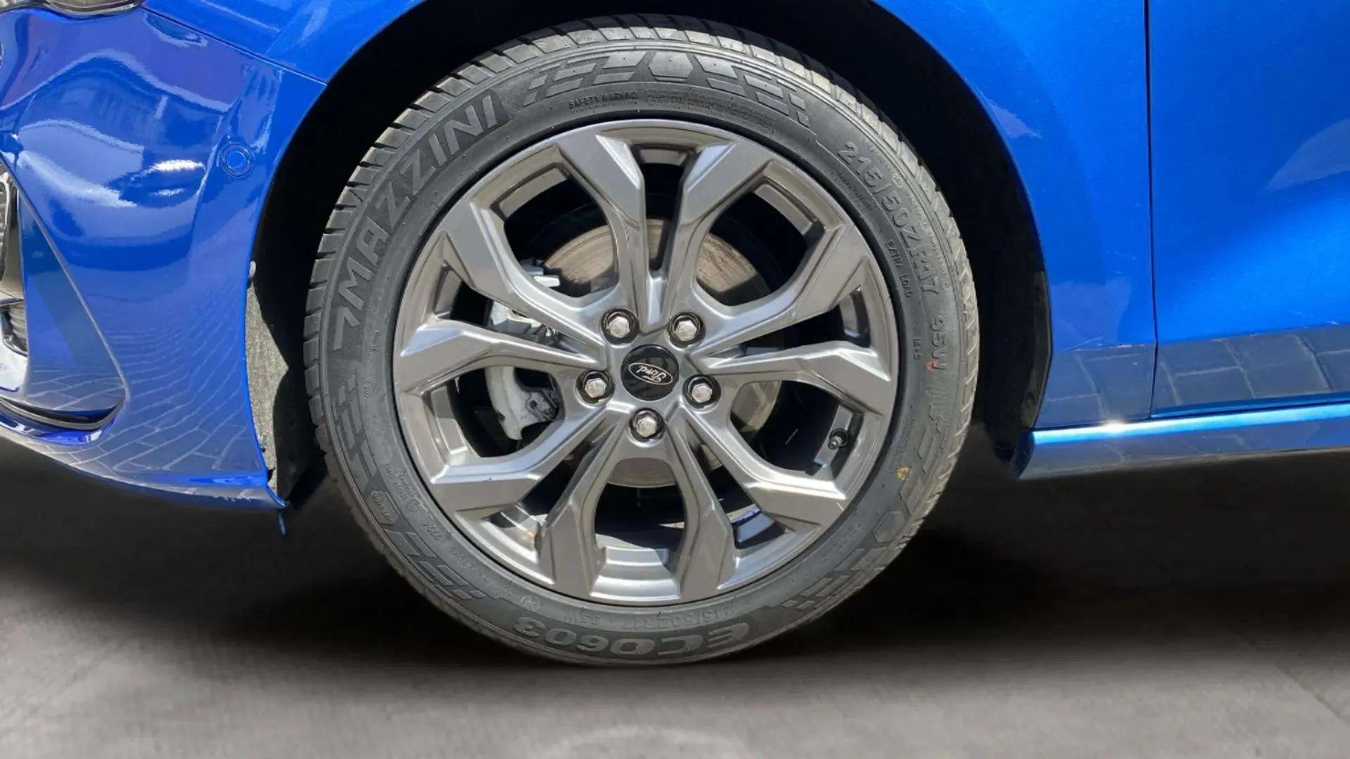 Ford Focus 1.0 EcoBoost MHEV ST-Line Design SIP - foto 25