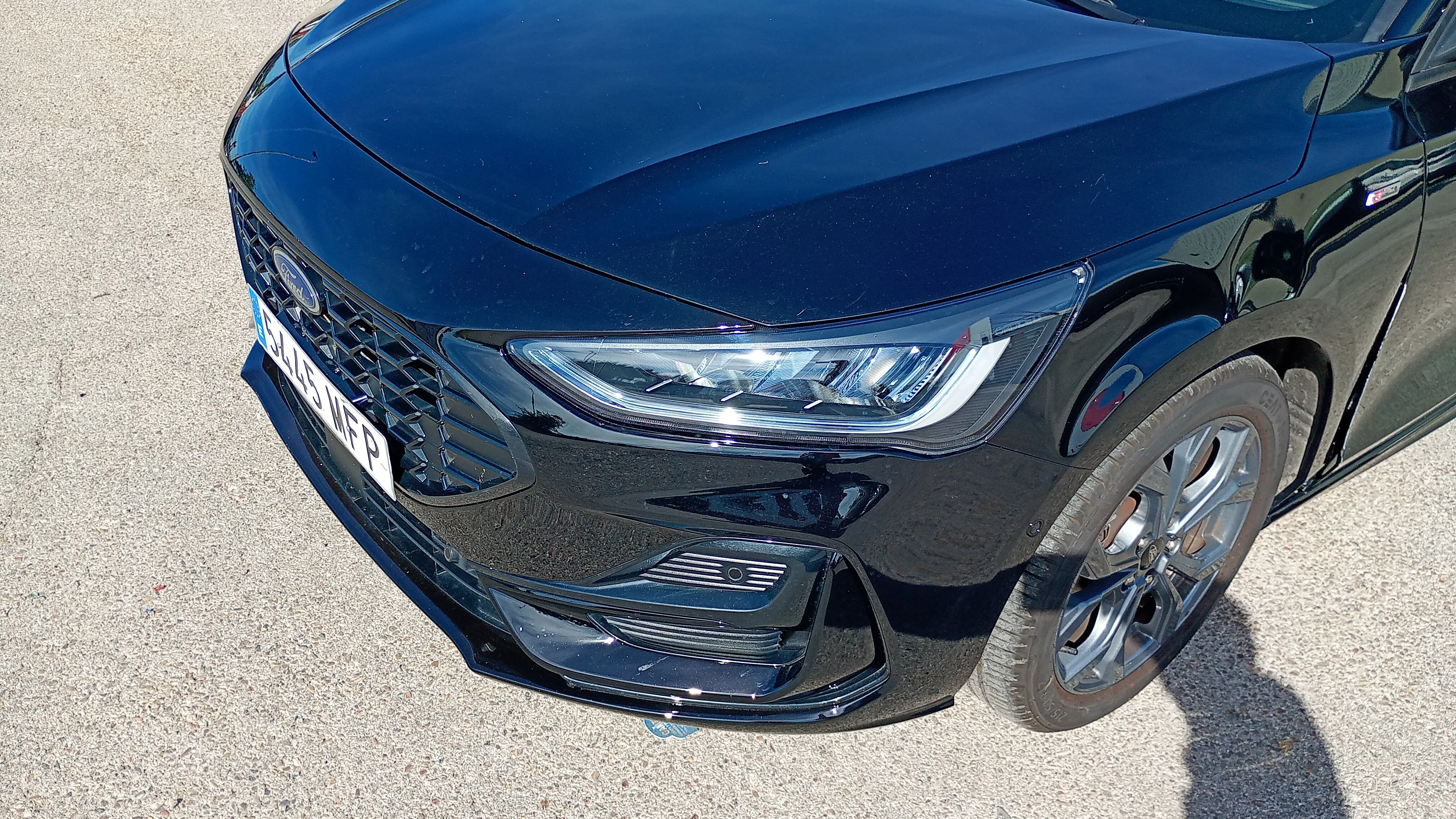 Ford Focus 1.0 EcoBoost MHEV ST-Line - foto 6