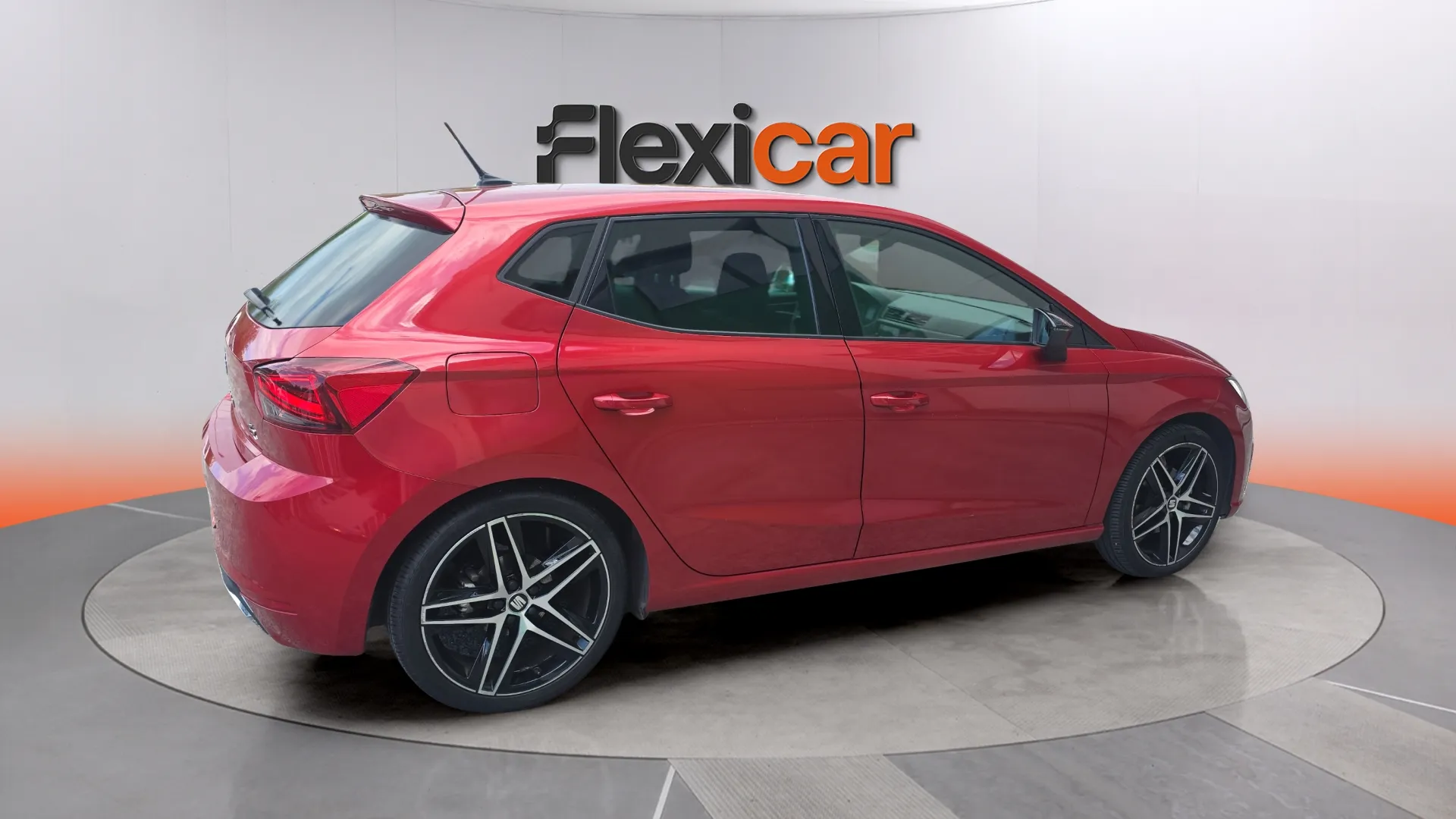 SEAT Ibiza 1.0 TSI DSG FR - foto 6