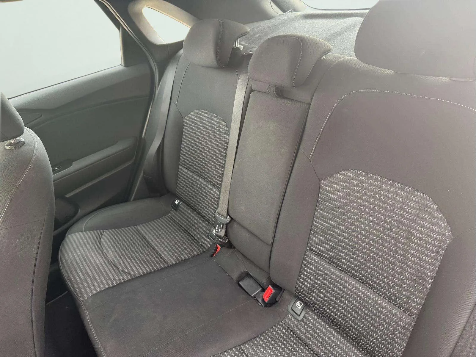 Kia Ceed 1.6 MHEV iMT Tech - foto 17