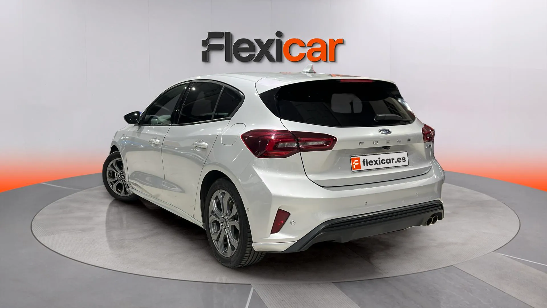 Ford Focus 1.0 EcoBoost MHEV ST-Line - foto 6