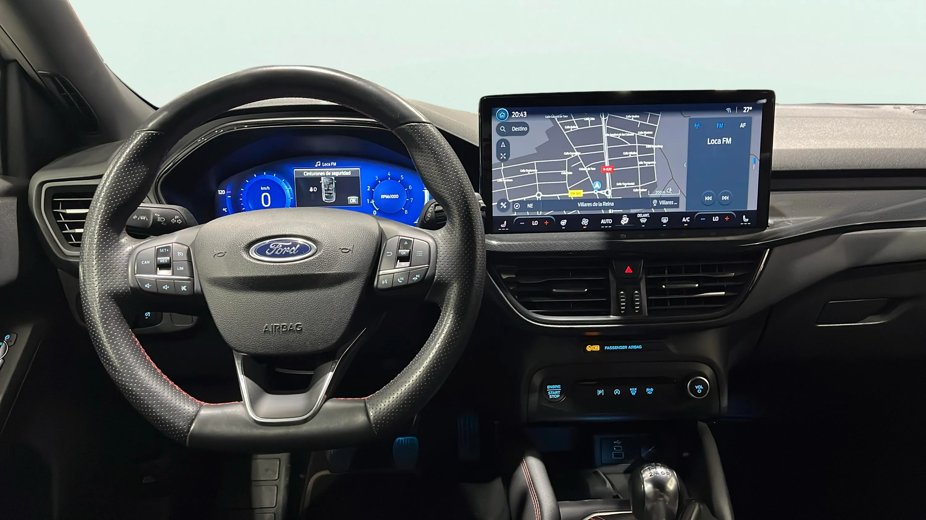 Ford Focus 1.0 EcoBoost MHEV ST-Line - foto 31