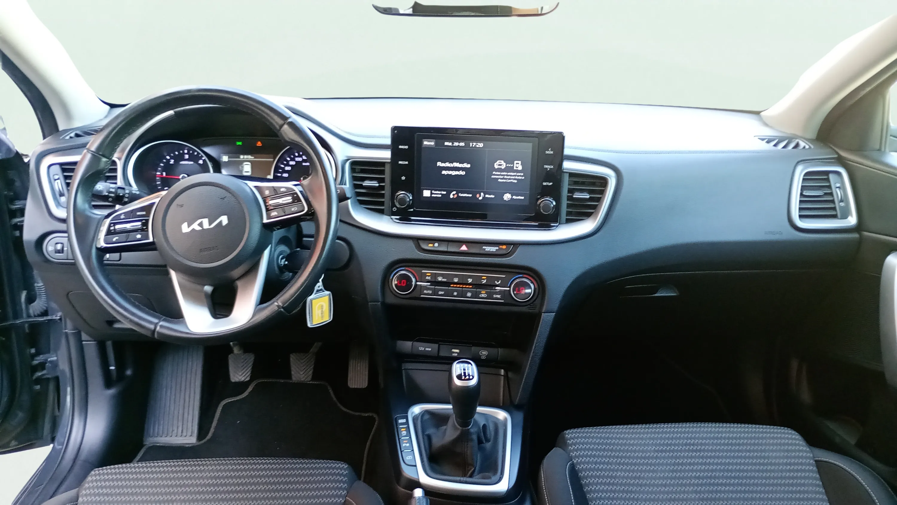 Kia Ceed 1.6 MHEV iMT Drive - foto 14