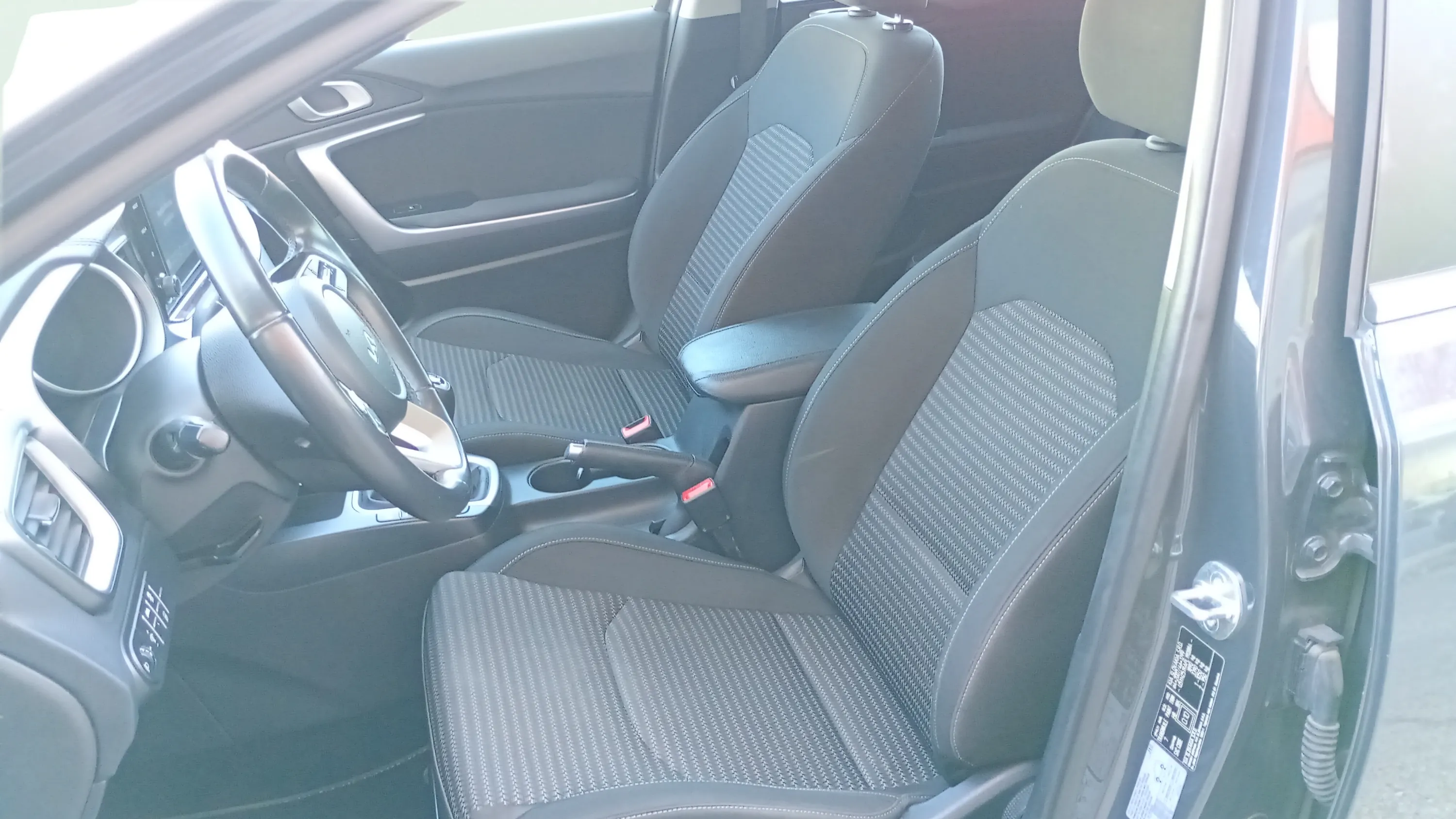 Kia Ceed 1.6 MHEV iMT Drive - foto 10