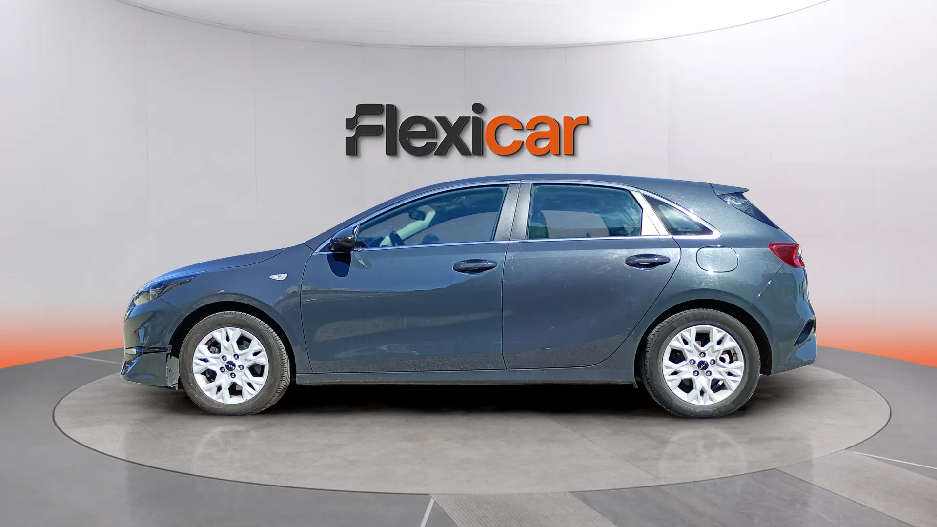 Kia Ceed 1.6 MHEV iMT Drive - foto 4