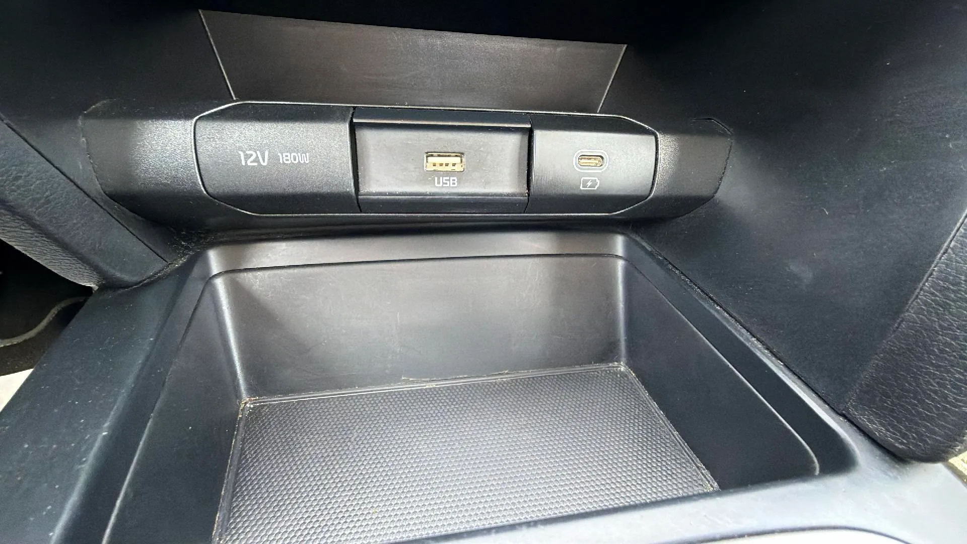 Kia Ceed 1.6 MHEV iMT Drive - foto 29