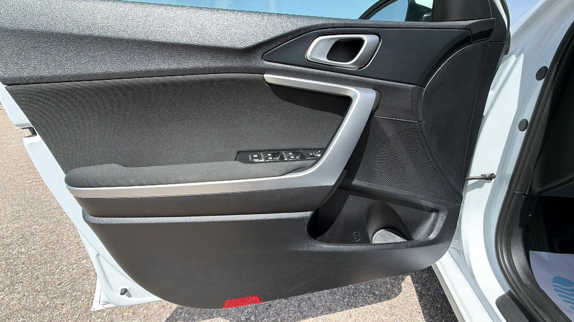 Kia Ceed 1.6 MHEV iMT Drive - foto 25