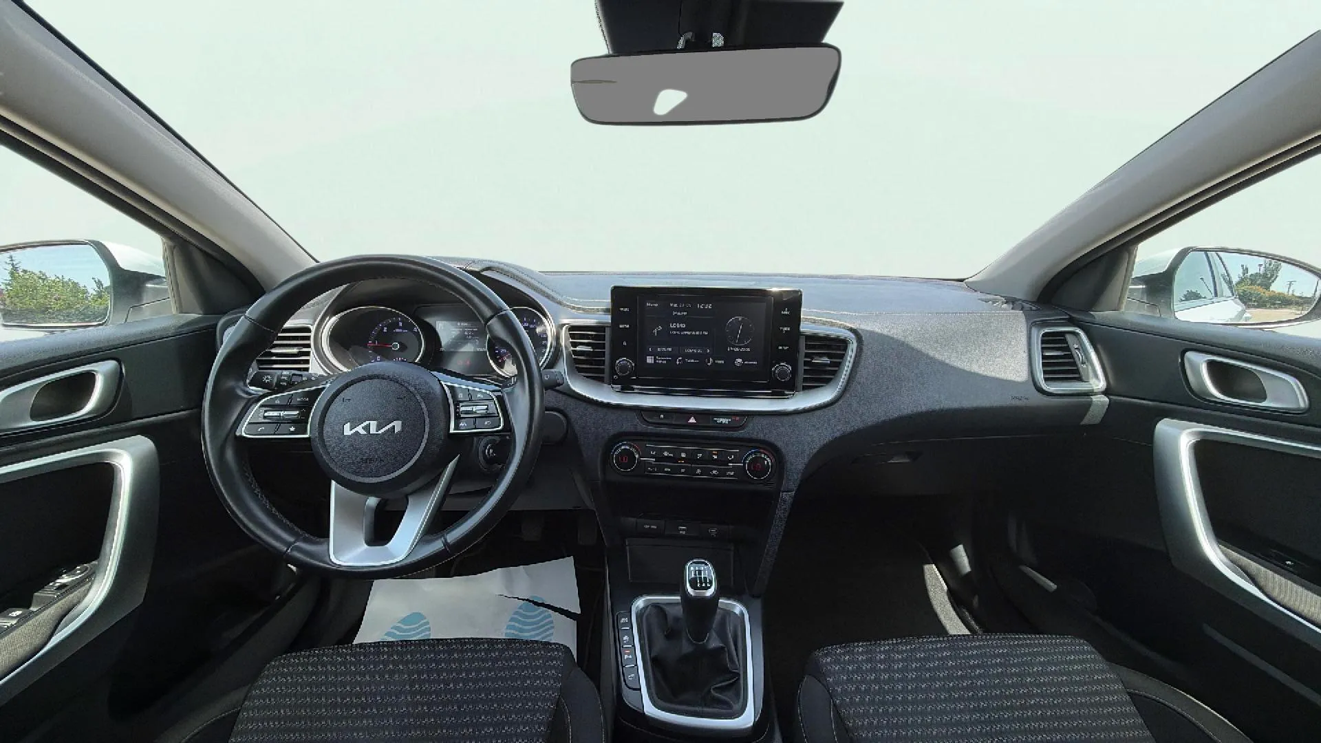 Kia Ceed 1.6 MHEV iMT Drive - foto 14