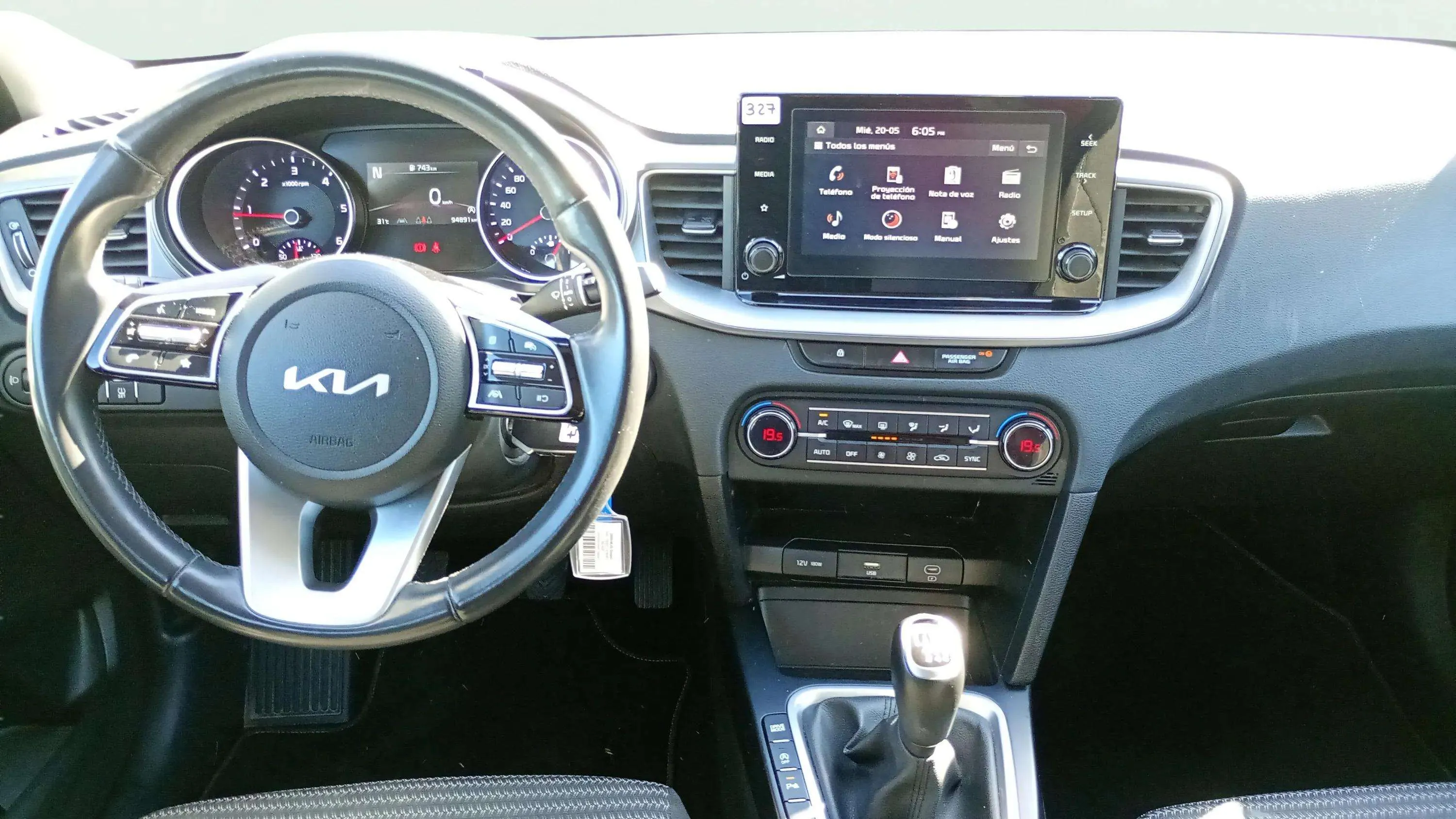 Kia Ceed 1.6 MHEV iMT Drive - foto 15