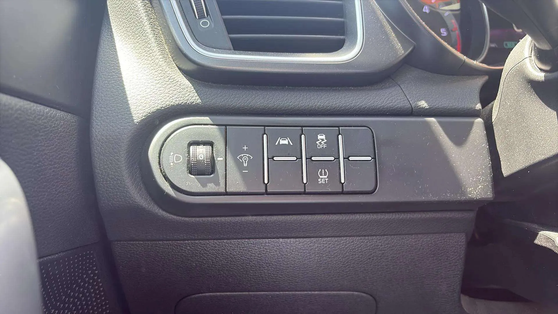 Kia Ceed 1.6 MHEV iMT Drive - foto 19