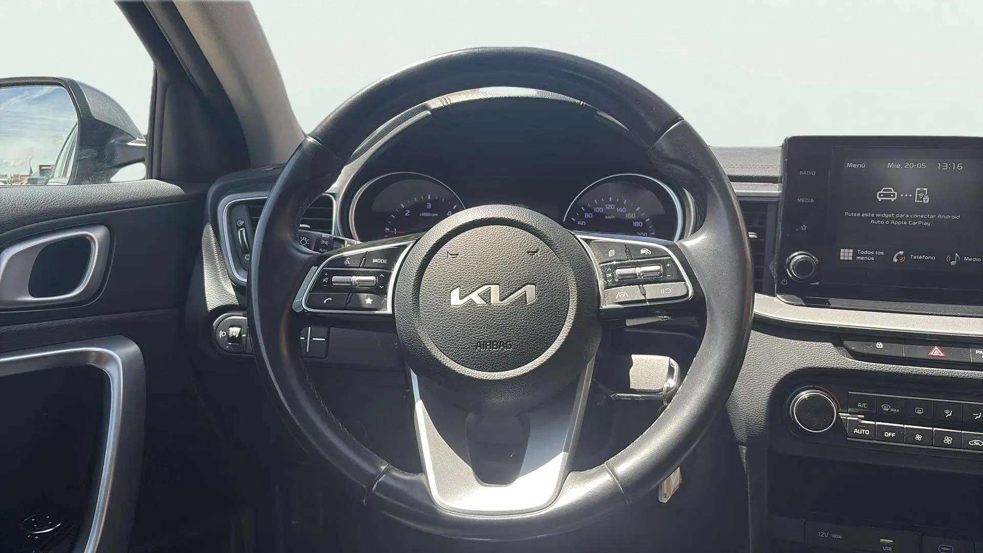 Kia Ceed 1.6 MHEV iMT Drive - foto 14