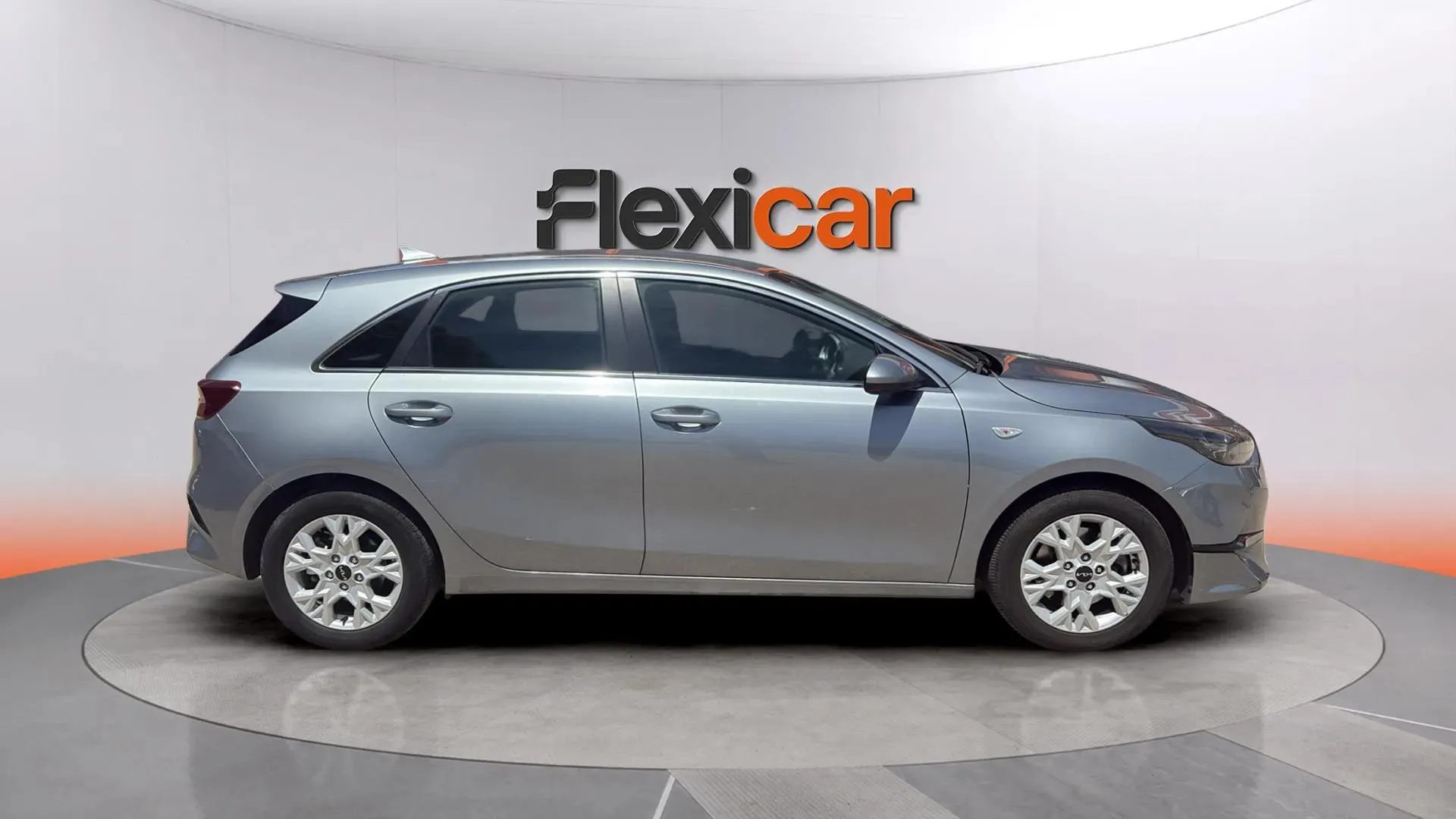 Kia Ceed 1.6 MHEV iMT Drive - foto 7