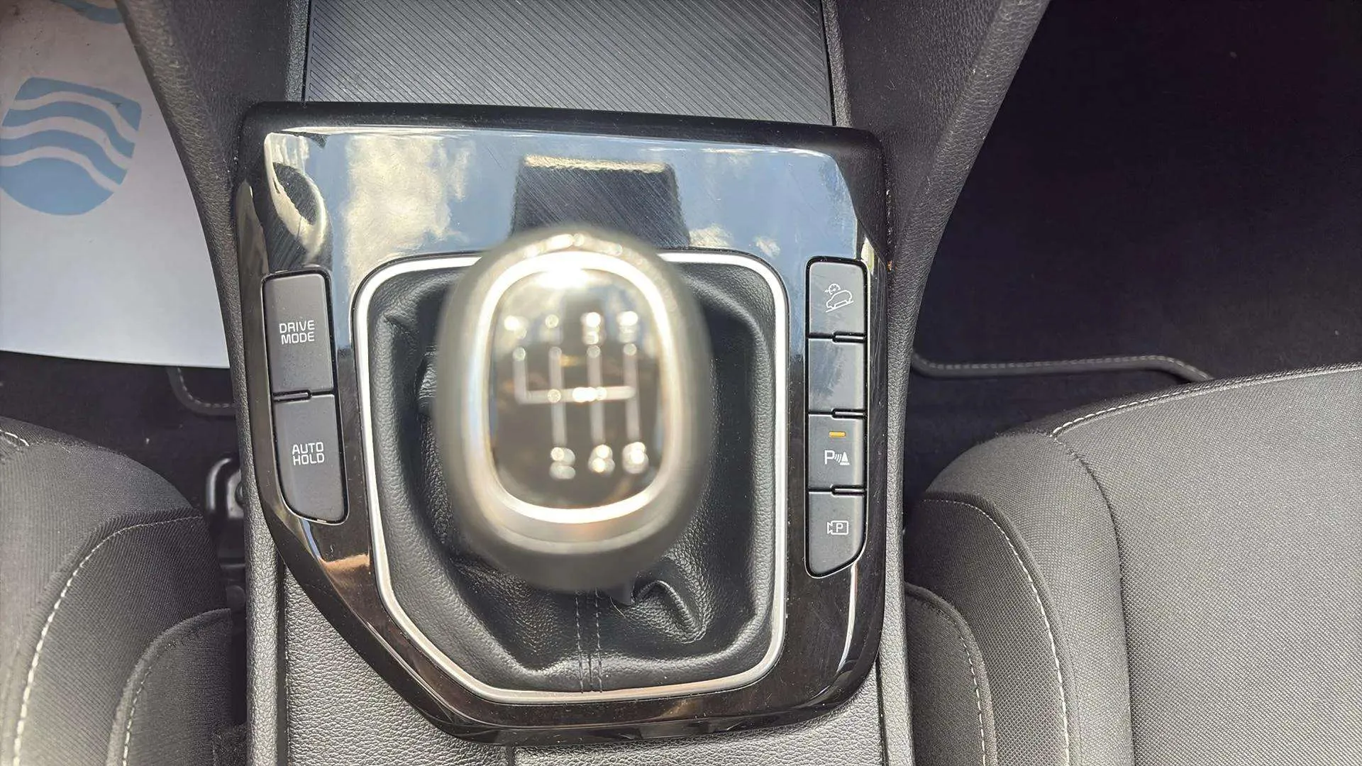 Kia Sportage 1.6 CRDi MHEV Business 4x2 - foto 24