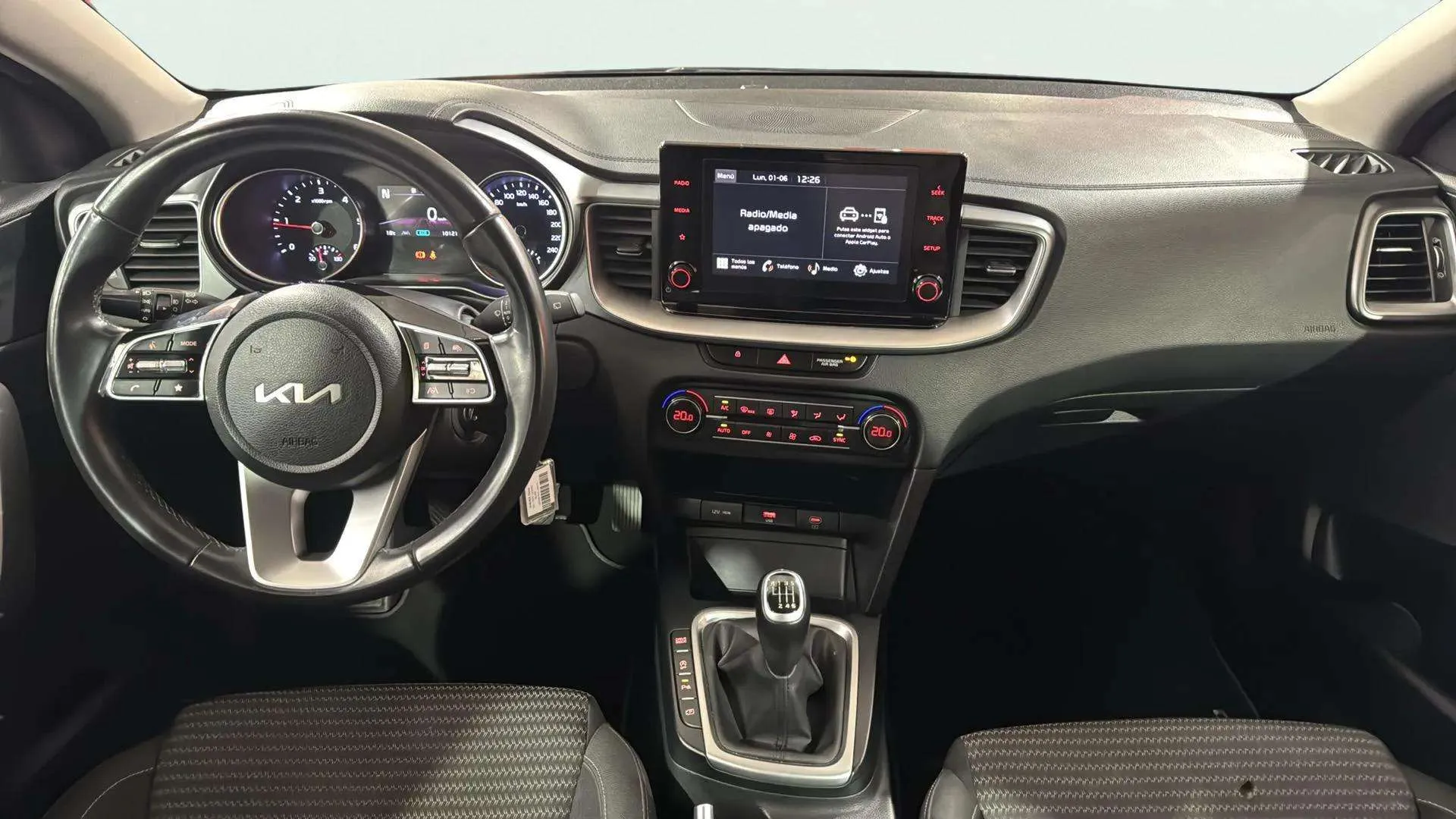 Kia Ceed 1.6 MHEV iMT Drive - foto 11