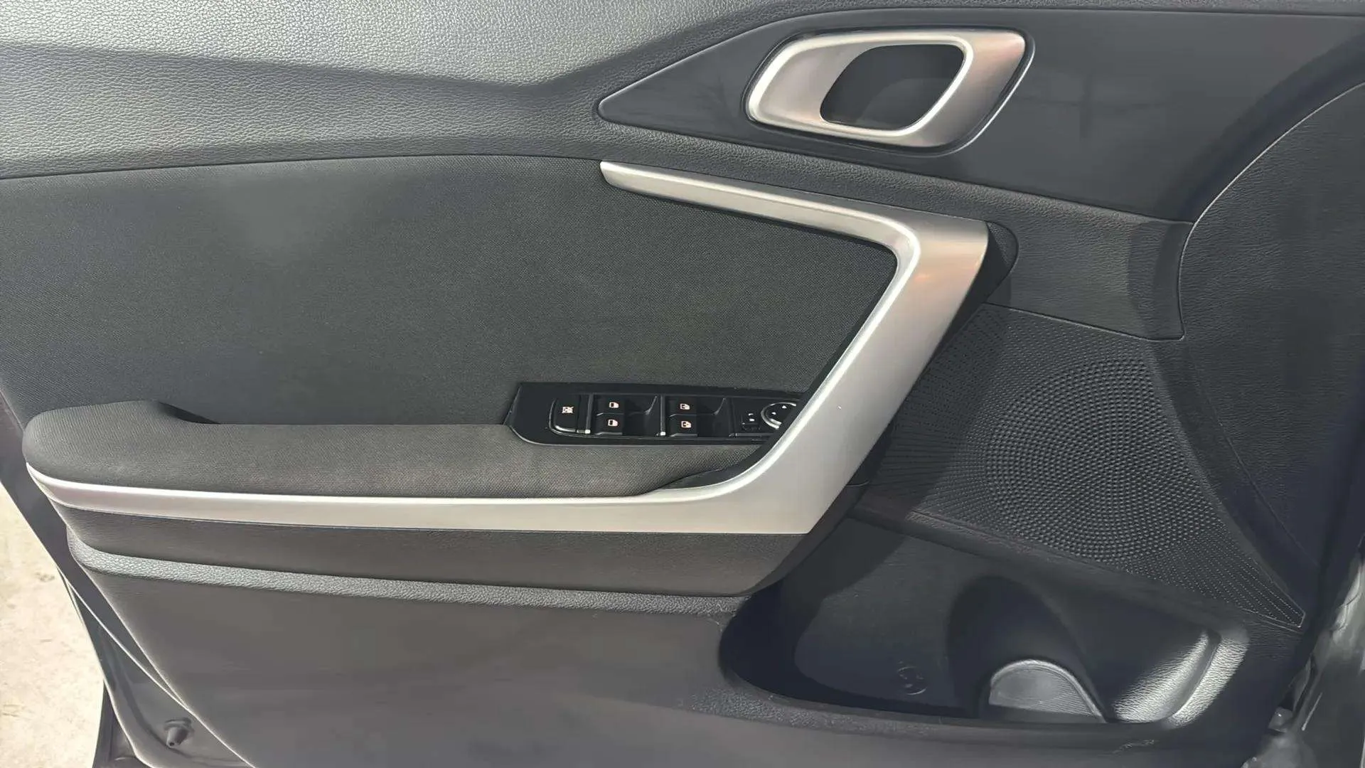 Kia Ceed 1.6 MHEV iMT Drive - foto 24