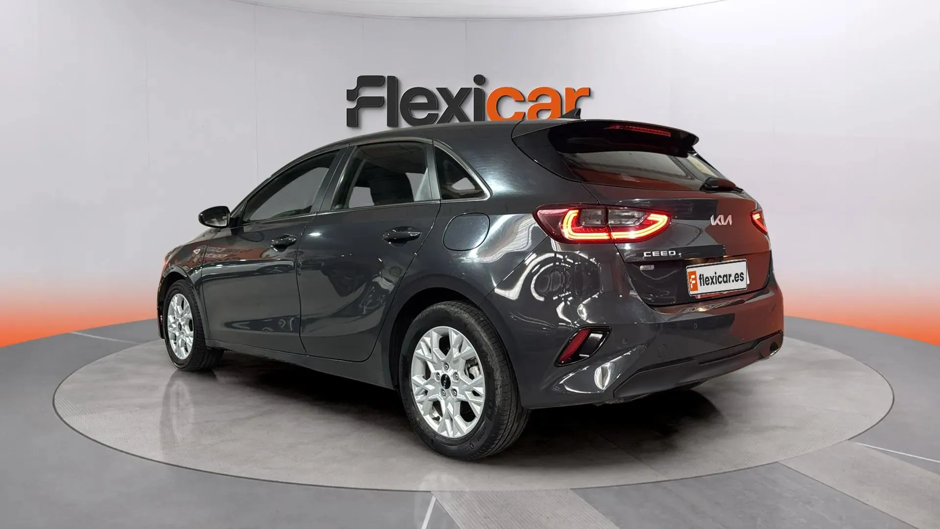 Kia Ceed 1.6 MHEV iMT Drive - foto 5