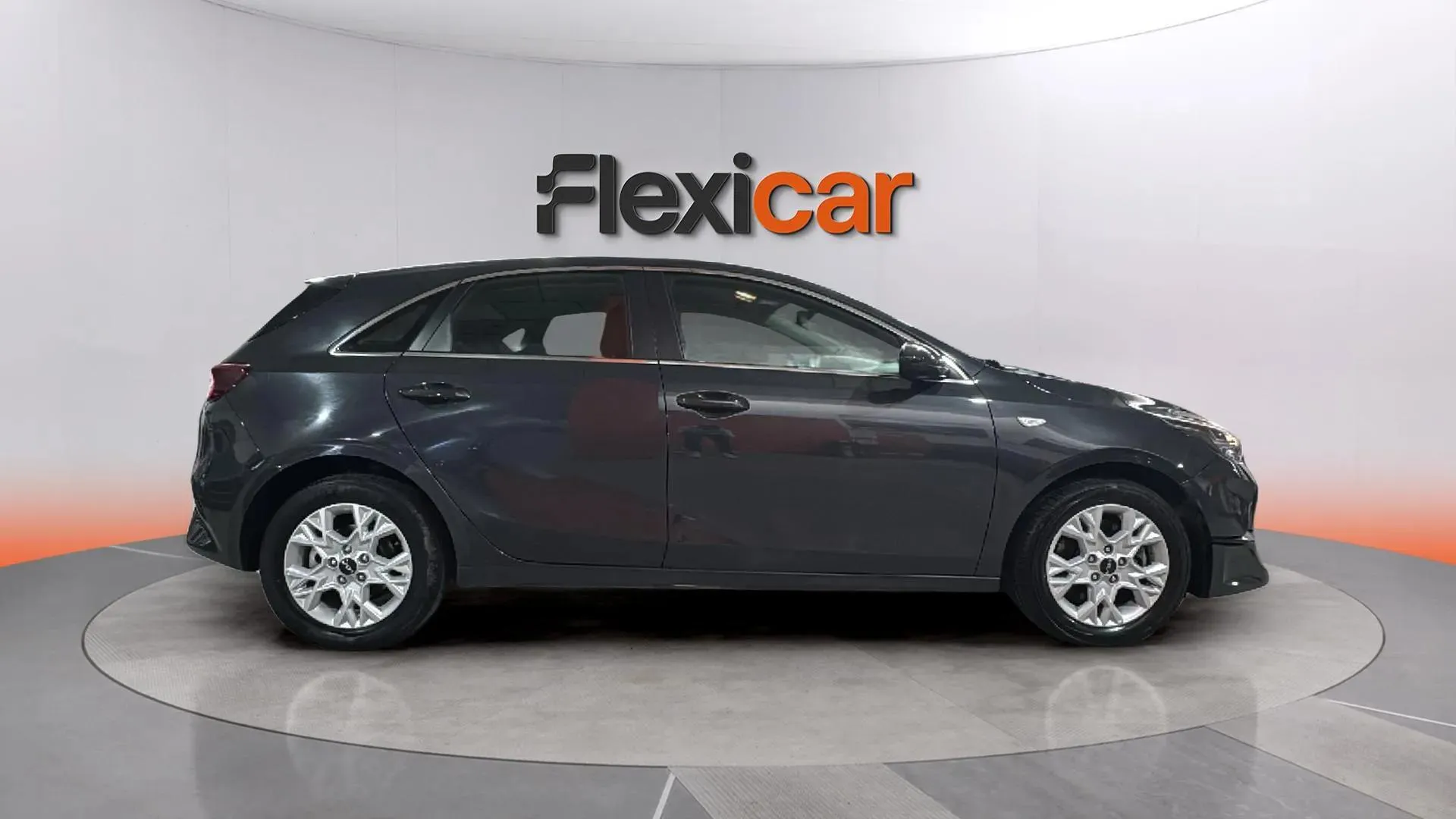 Kia Ceed 1.6 MHEV iMT Drive - foto 8