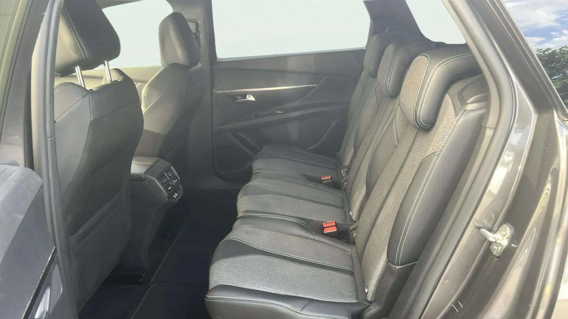 Peugeot 5008 1.2 PureTech Allure Pack - foto 18