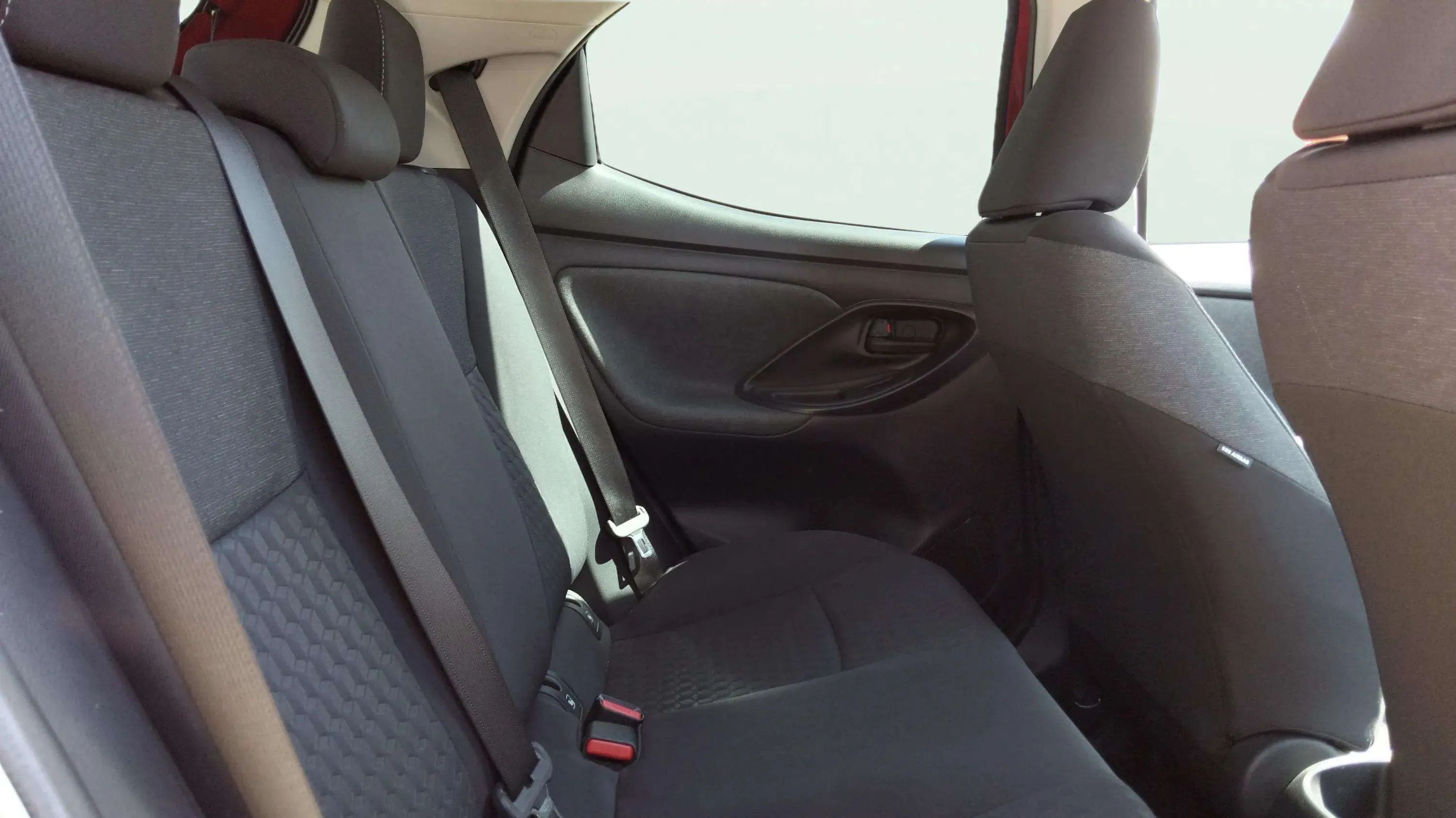 Toyota Yaris 1.5 125 S-Edition - foto 10